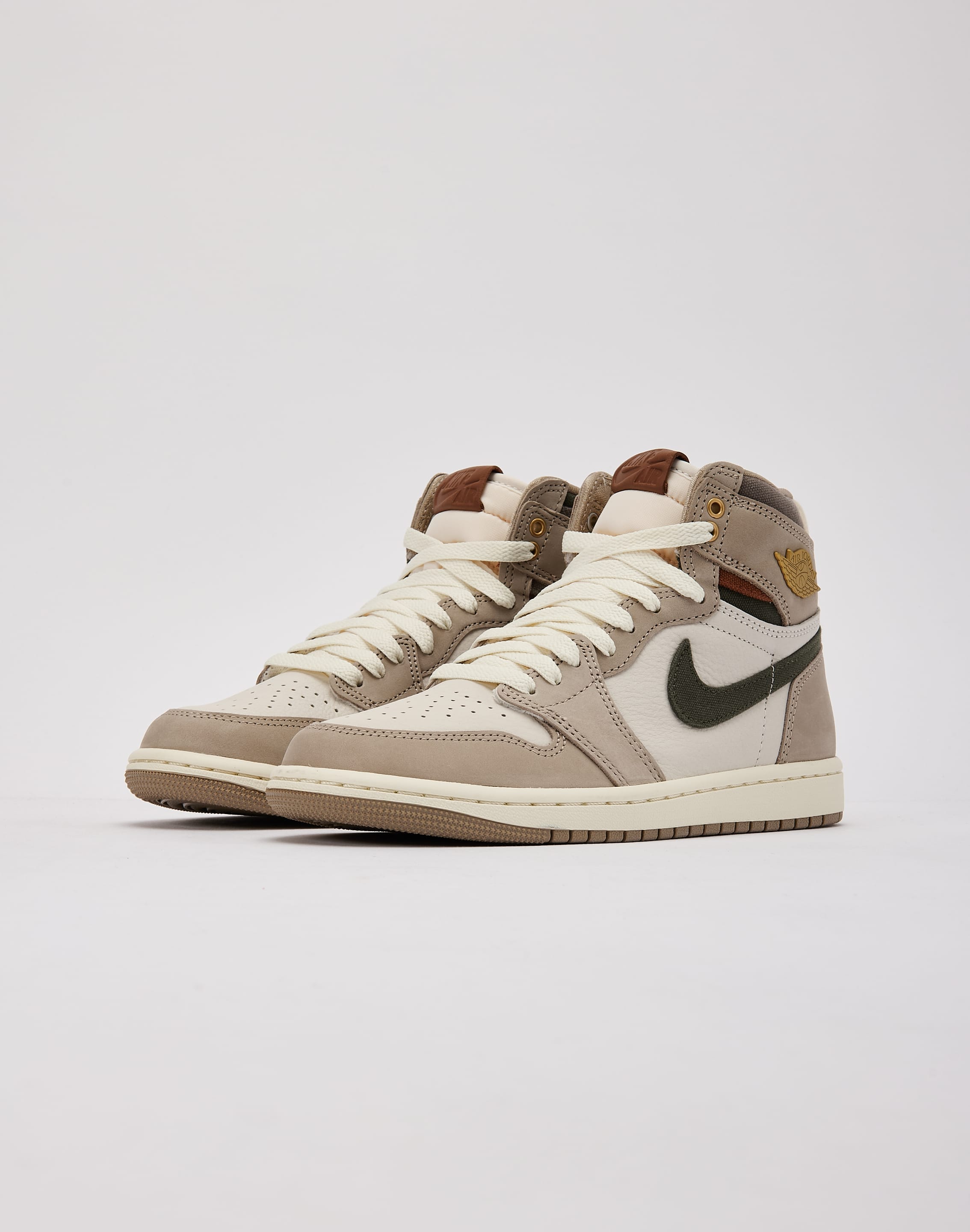 Air Jordan Jordan Air Jordan 1 Retro High OG Khaki and Sail