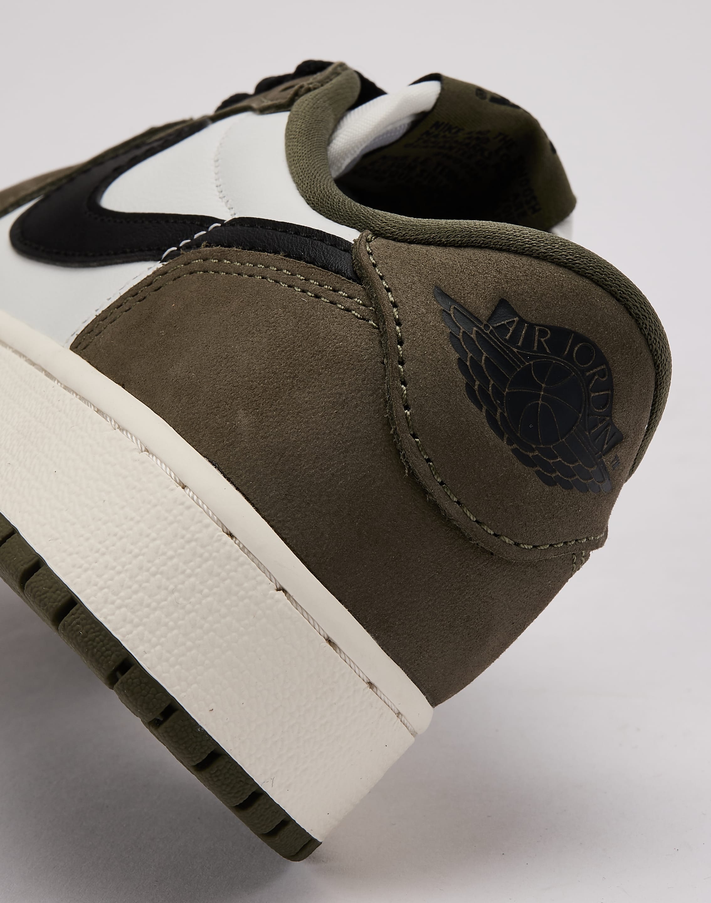 Air Jordan Jordan Air Jordan 1 Retro Low Medium Olive Grade - School