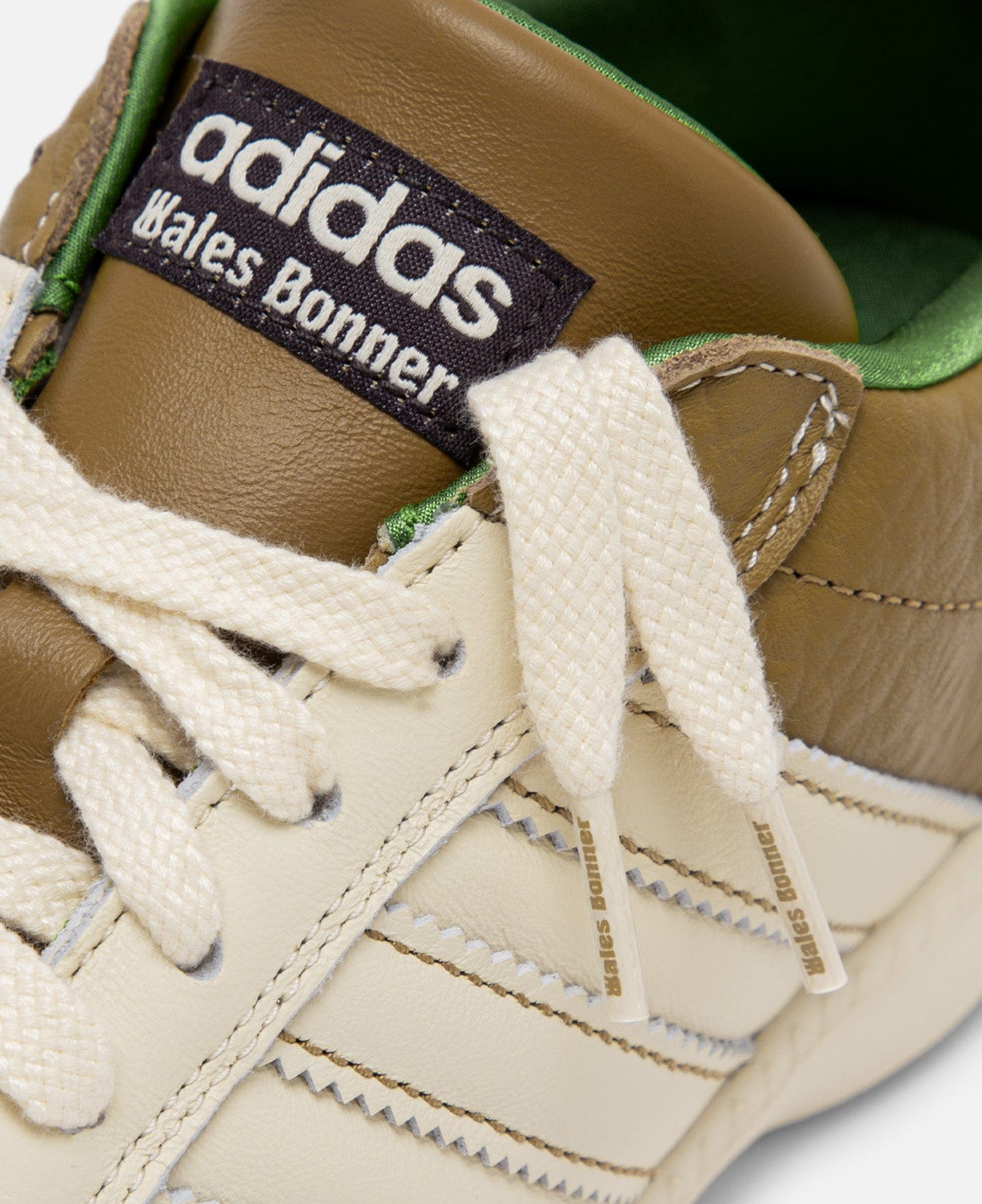adidas Samba (Beige)