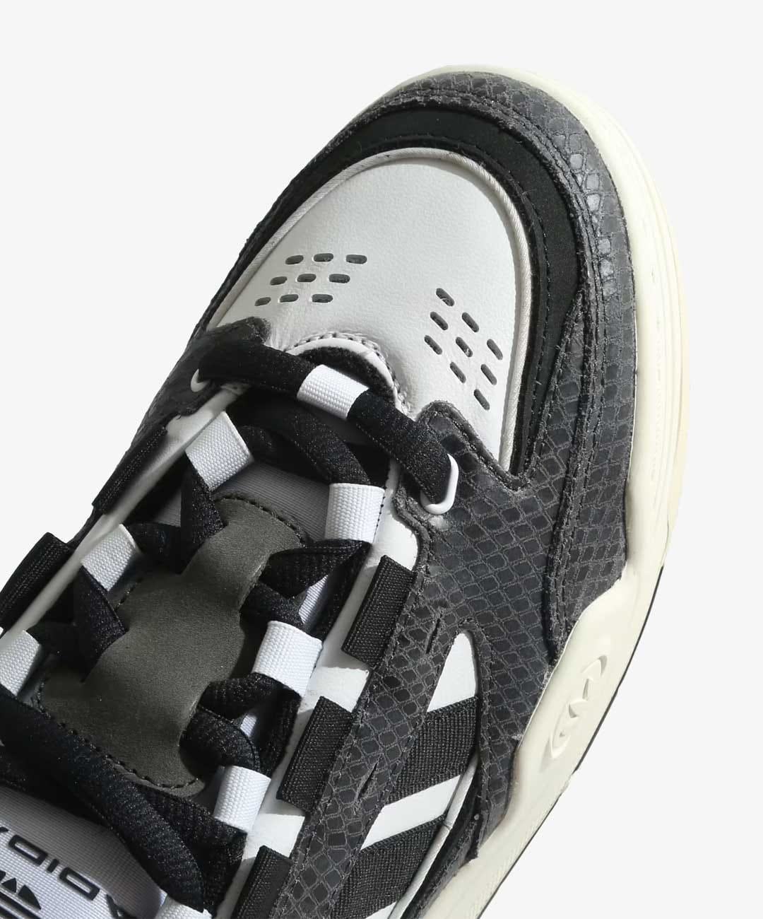 ADIDAS ORIGINALS | ADI2000 { GREY SIX / CORE BLACK / CLOUD WHITE