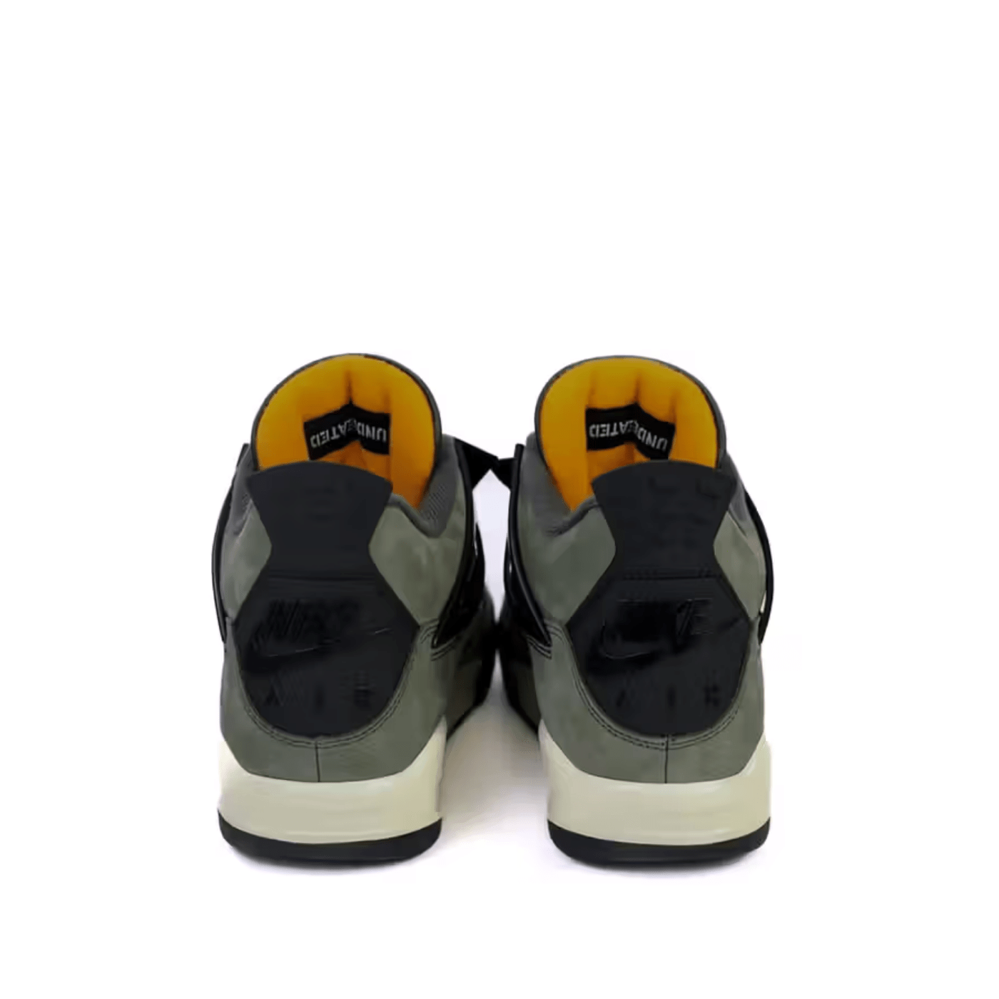 Air Jordan Jordan 4 Retro OG SP Undefeated (2025)