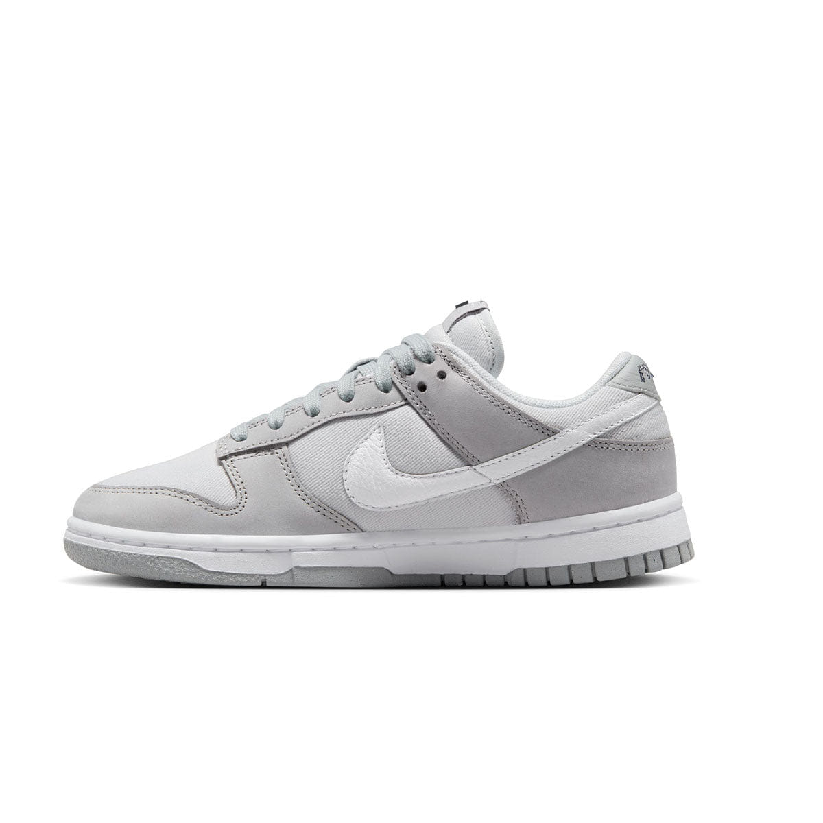 Nike Wmns Dunk Low Light Smoke Grey