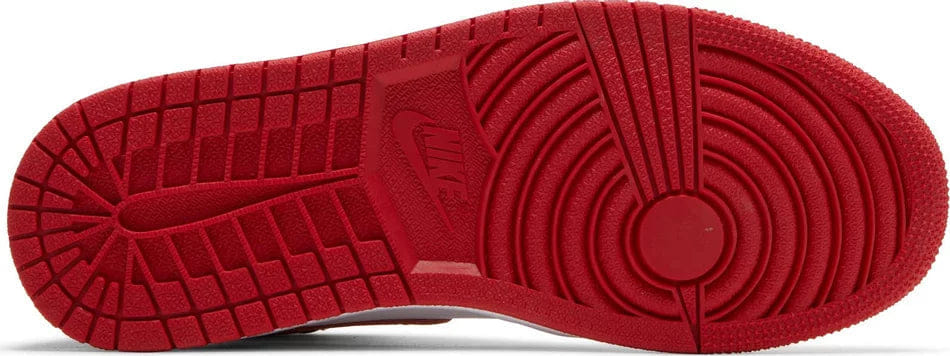 Nike Air Jordan 1 Retro High OG Heritage