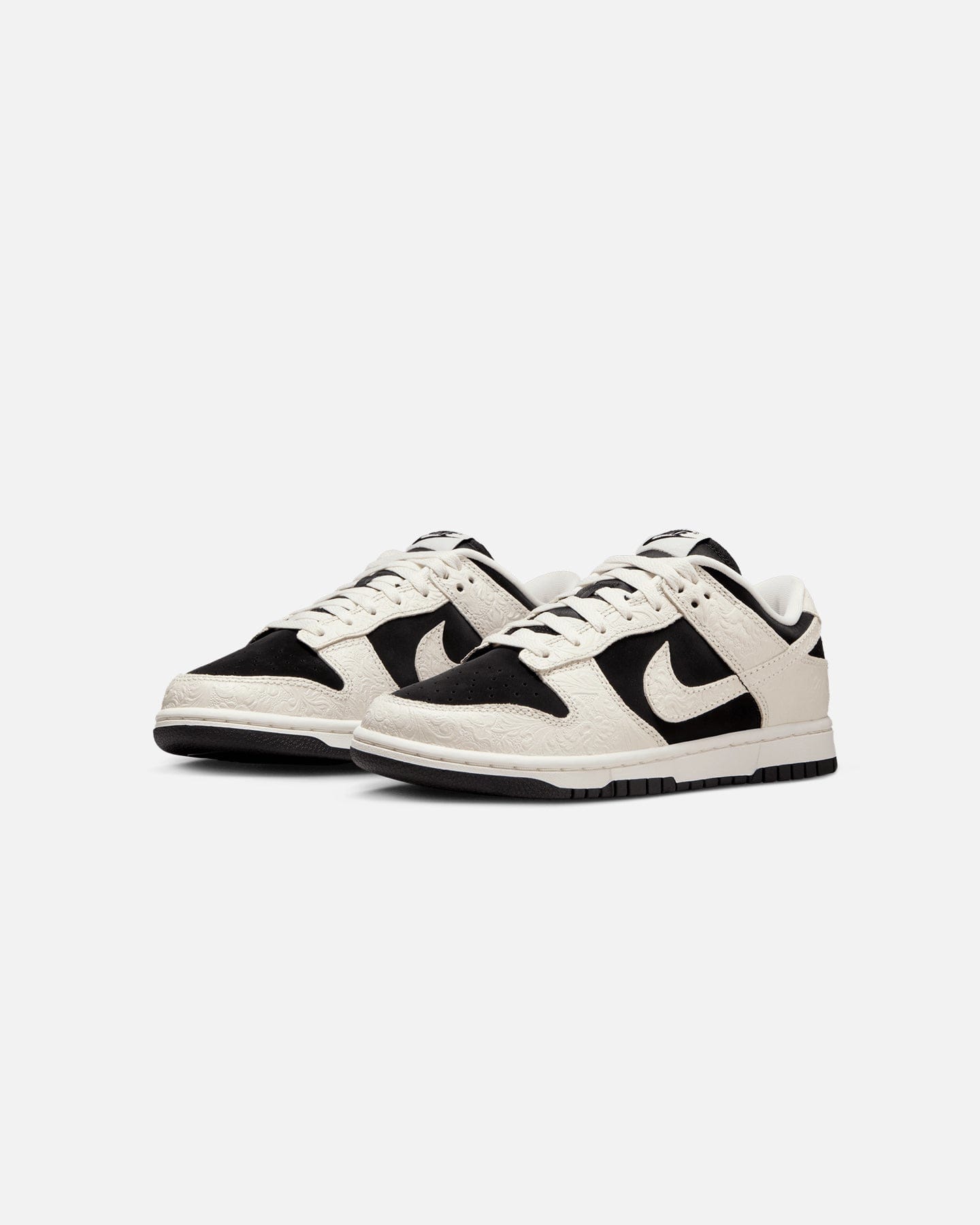 Nike Women's Dunk Low Black/Sail