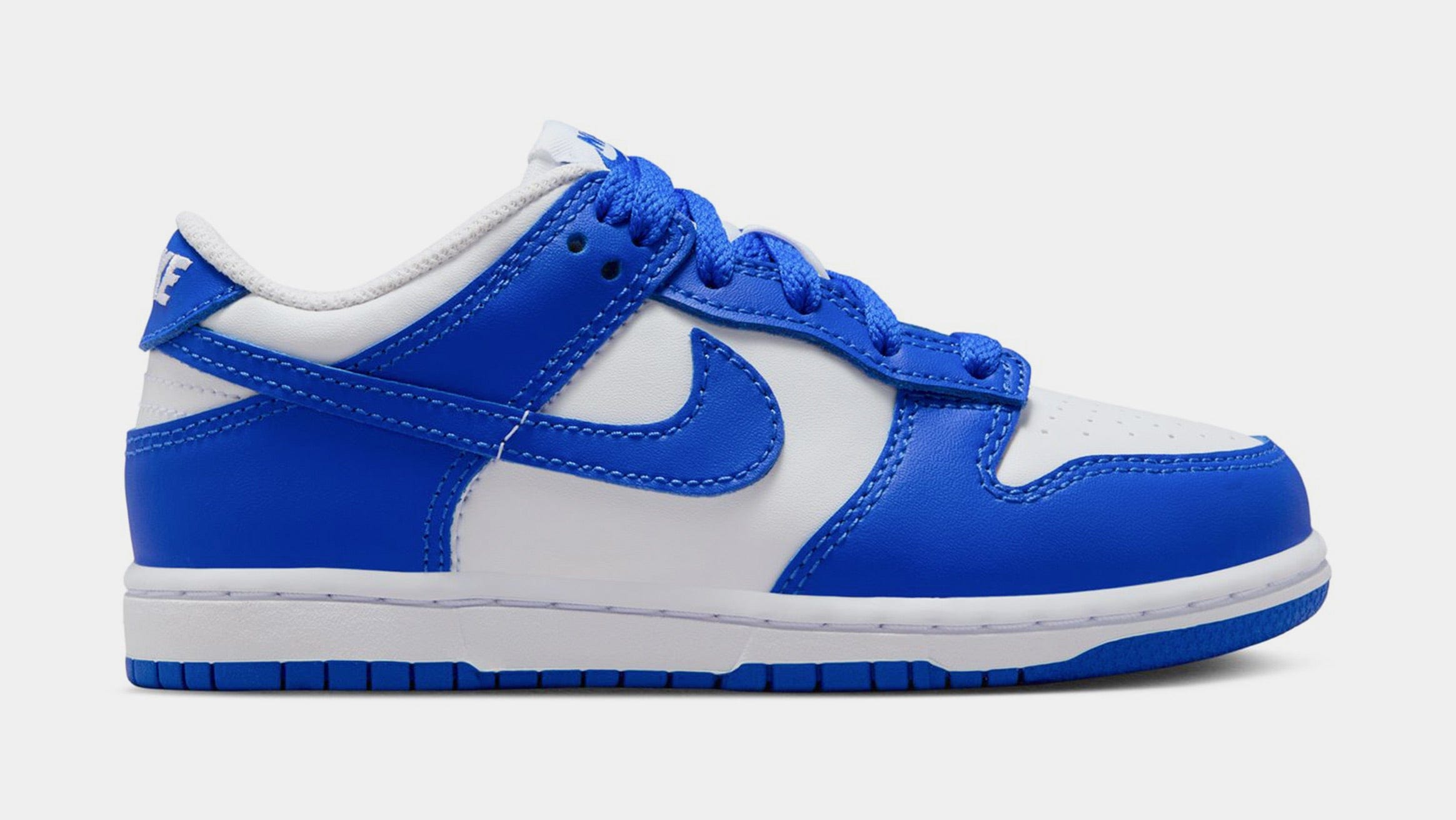 Nike Dunk Low Preschool Basketball Shoes (White/Hyper Royal/Hyper Royal)