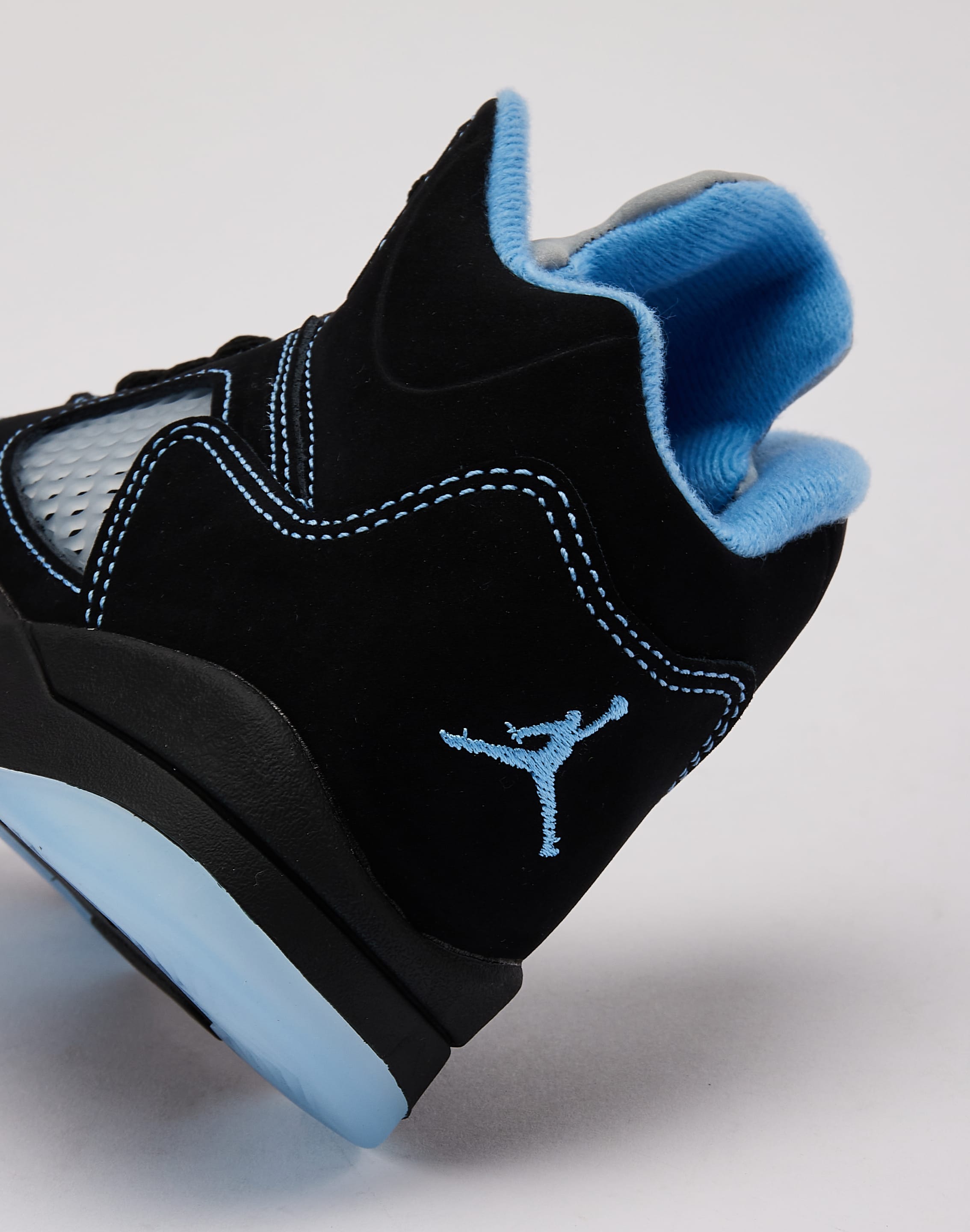 Air Jordan Jordan Air Jordan 5 Retro Black and University Blue Pre - School