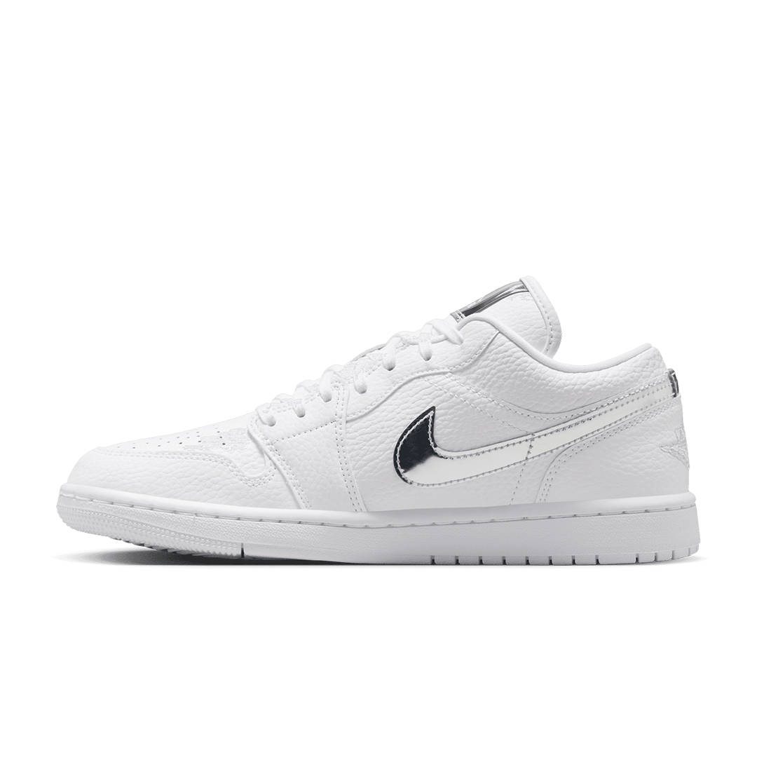 Air Jordan WOMEN'S AIR JORDAN 1 LOW SE WHITE/METALLIC SILVER