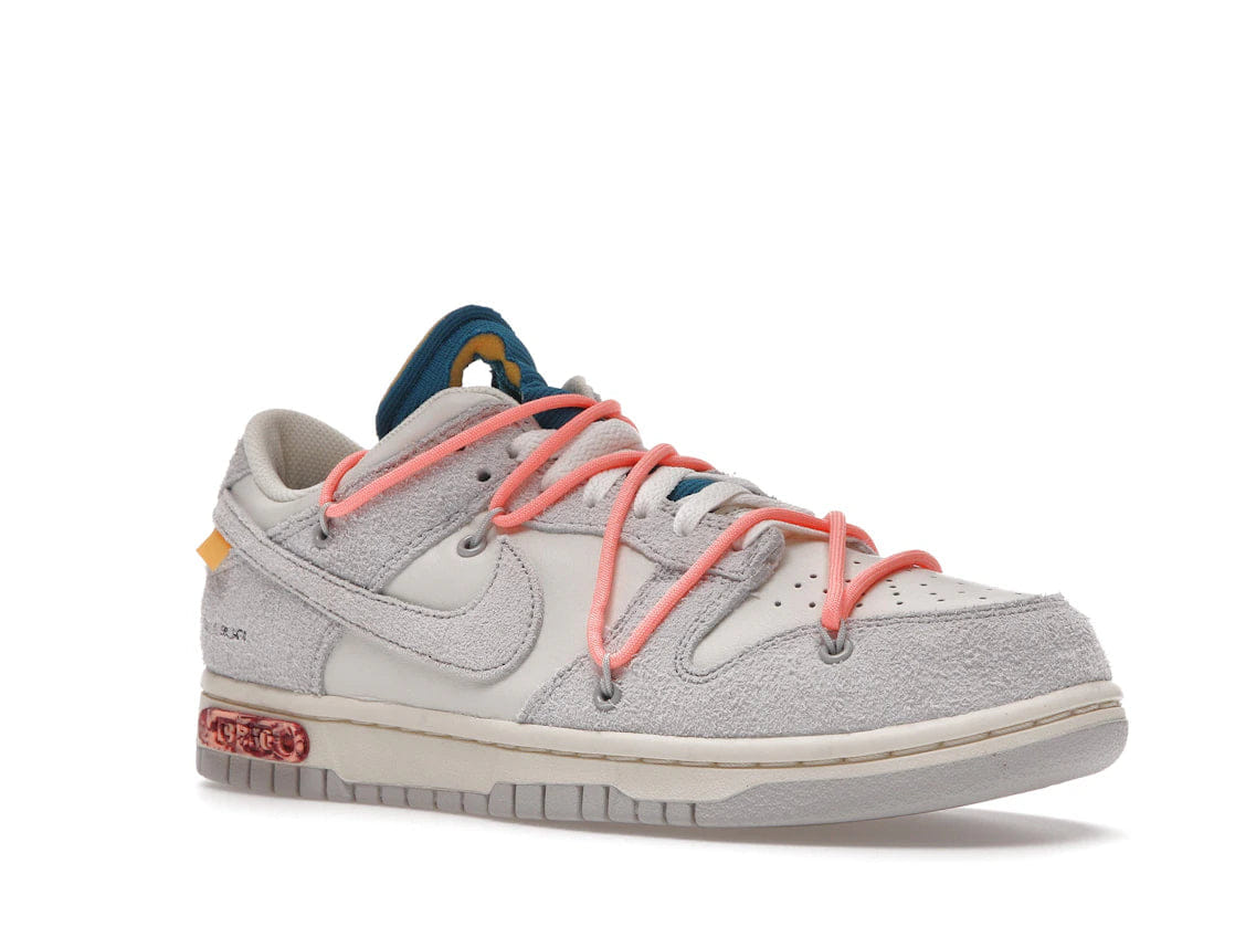 Nike x Off - White Dunk Low LOT 19