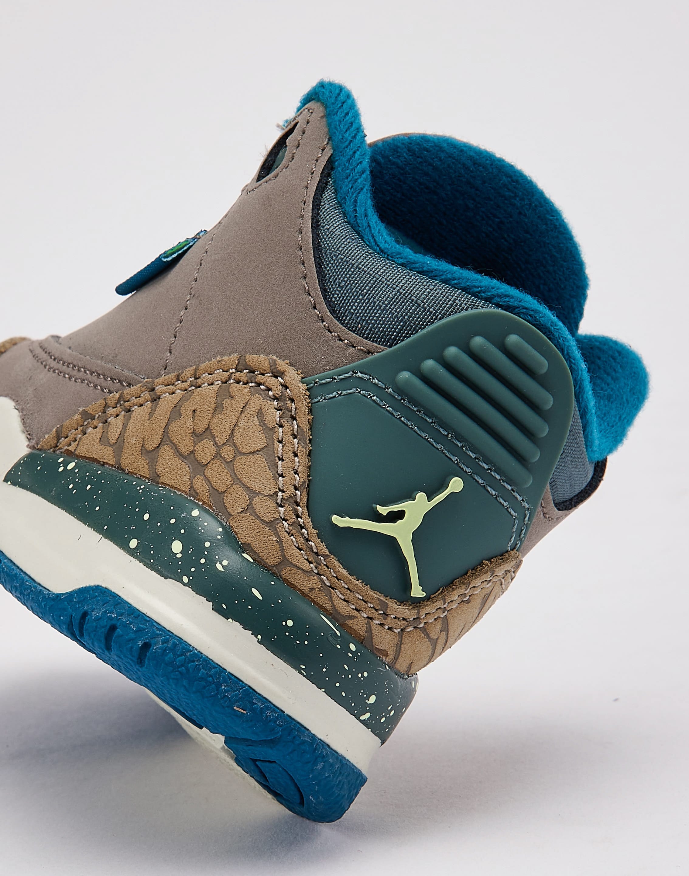 Air Jordan Jordan Air Jordan 3 Retro We Outside Infant