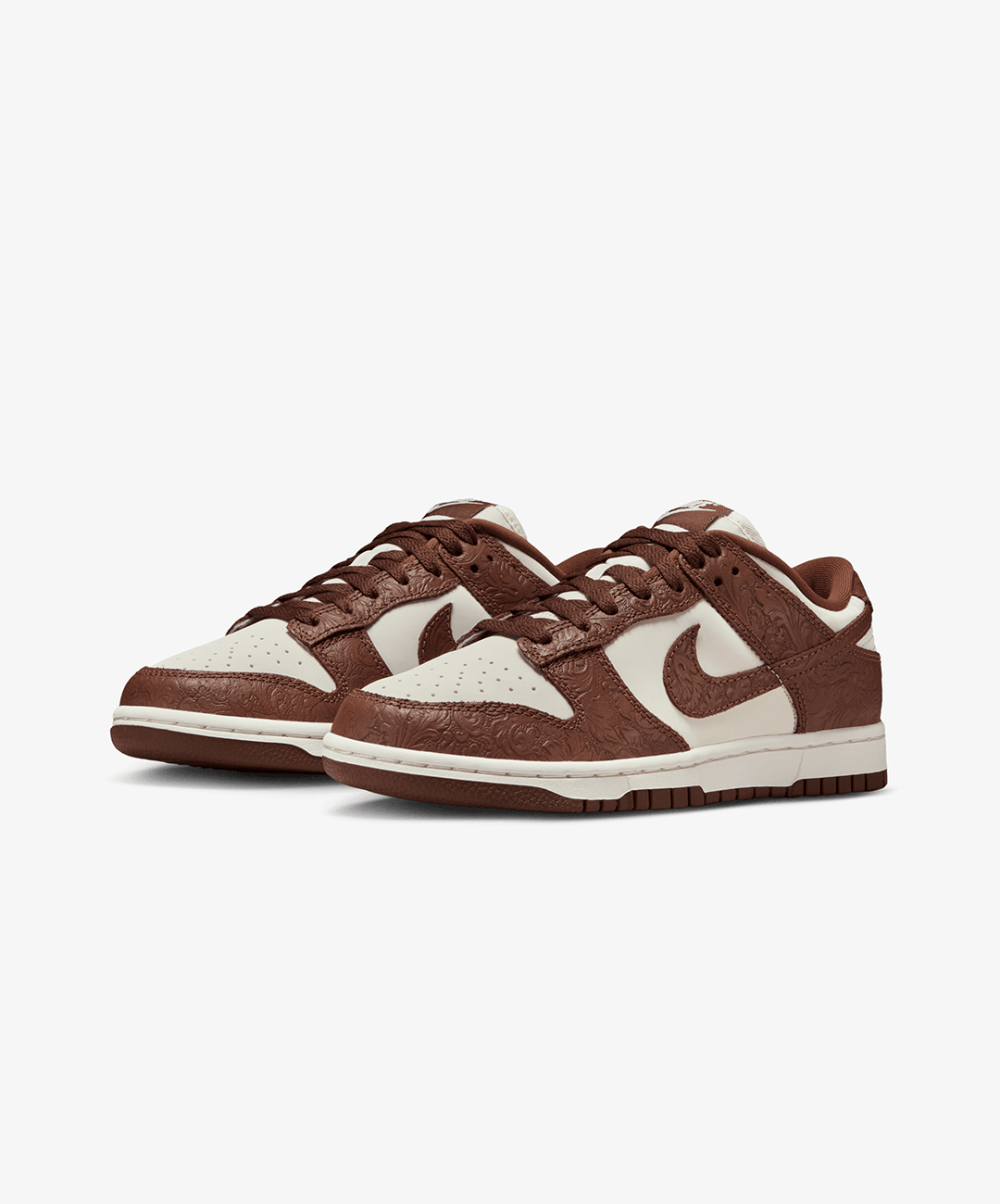 NIKE | DUNK LOW { SAIL/FAUNA BROWN - SAIL - METALLIC GOLD