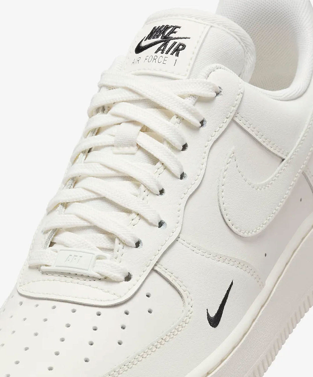 NIKE | AIR FORCE 1 '07 ESSENTIAL { SAIL/SAIL - BLACK
