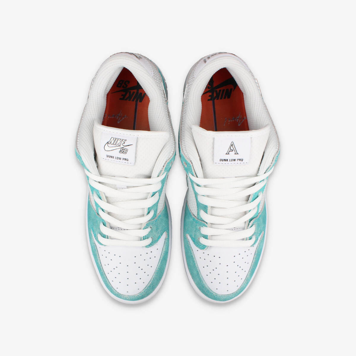 Nike SB DUNK LOW PRO QS - APRIL SKATEBOARDS -
