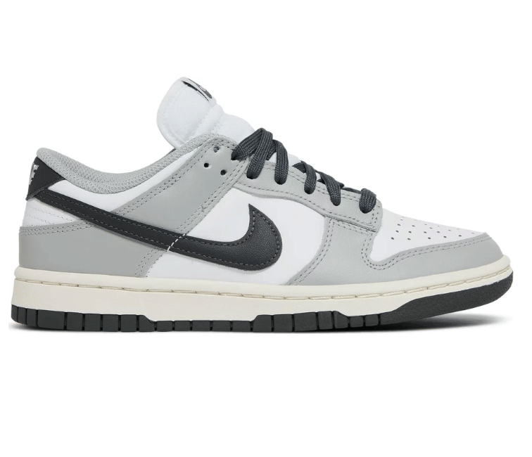 Nike Women's Nike Dunk Low (Light Smoke Grey)