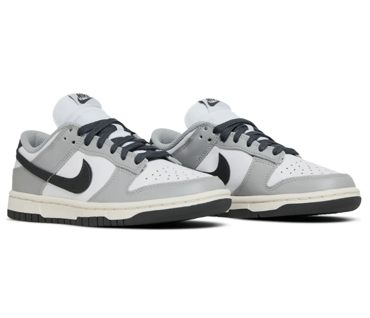 Nike Women's Nike Dunk Low (Light Smoke Grey)