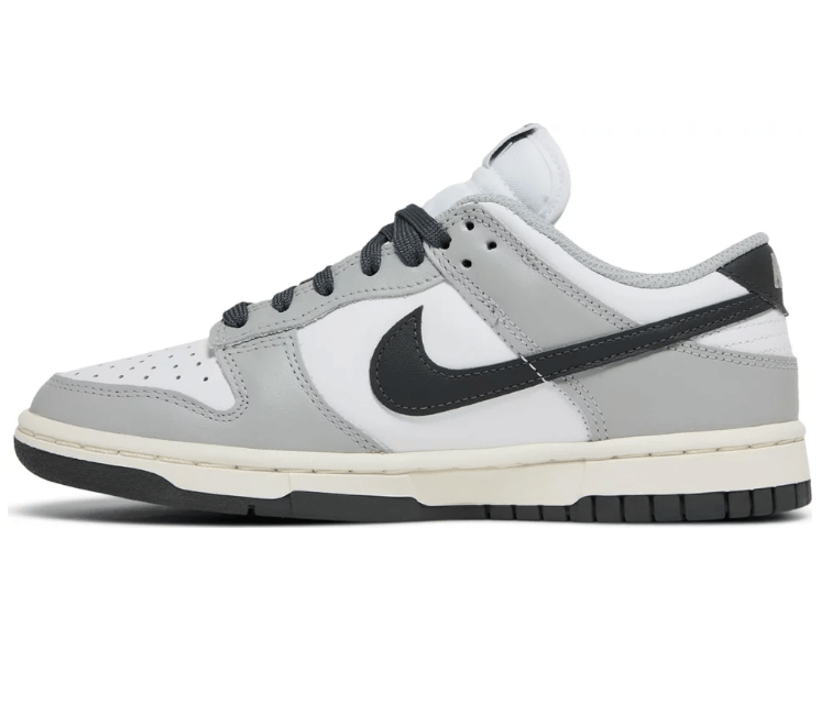 Nike Women's Nike Dunk Low (Light Smoke Grey)