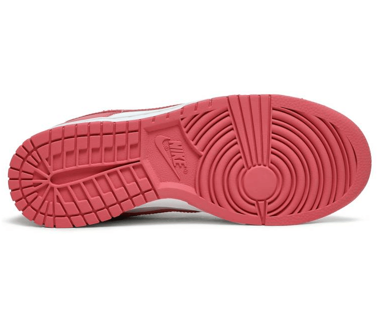 Nike Women's Nike Dunk Low (Archeo Pink)