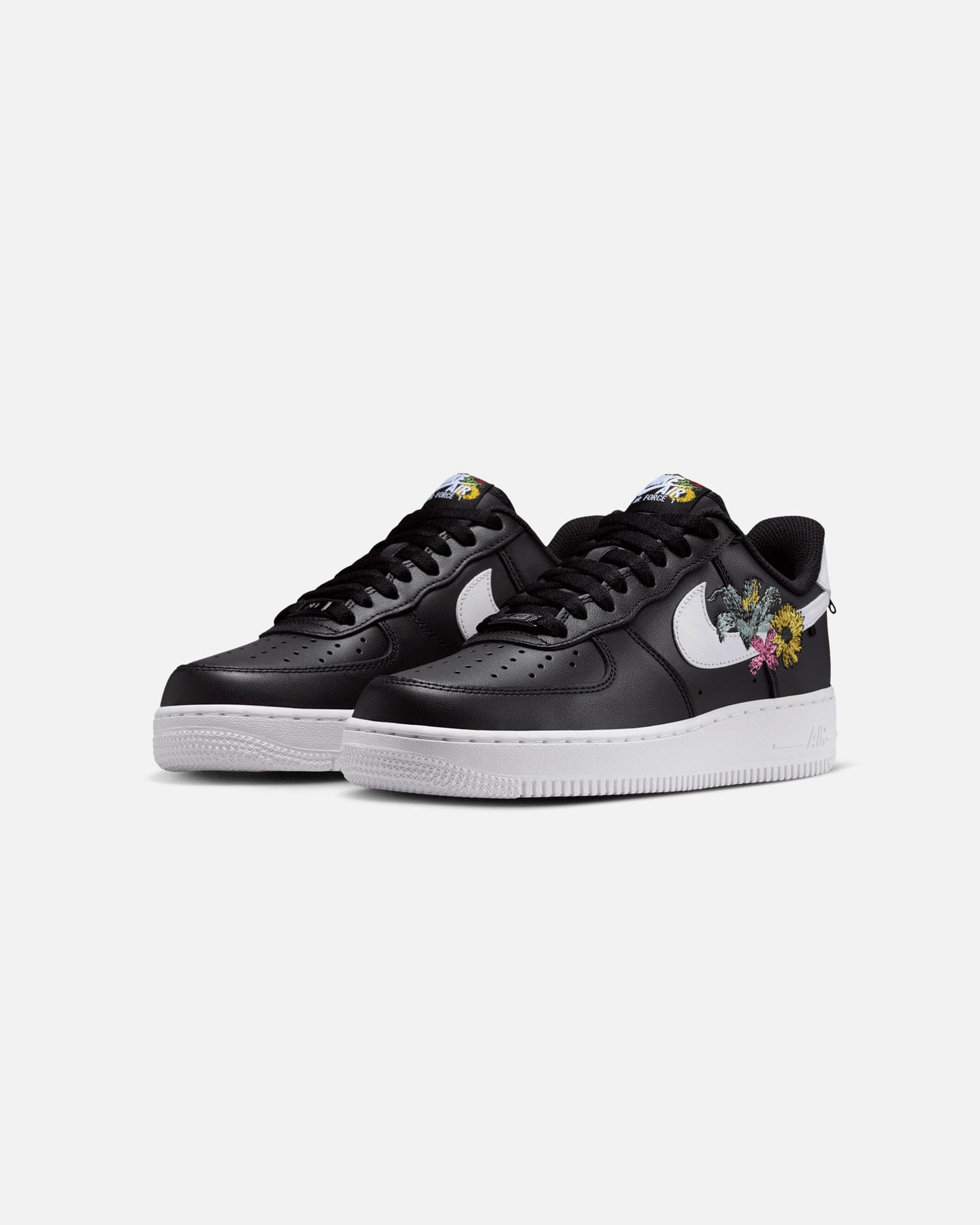 Nike Women's Air Force 1 '07 Premium Flowers Black/White