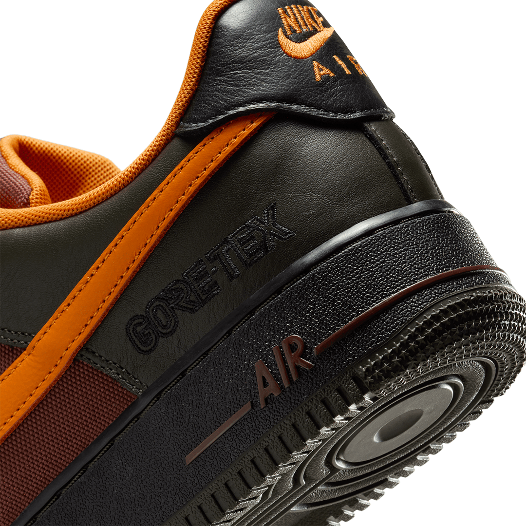 Nike AIR FORCE 1 GORE - TEX FAUNA BROWN/BRIGHT CERAMIC