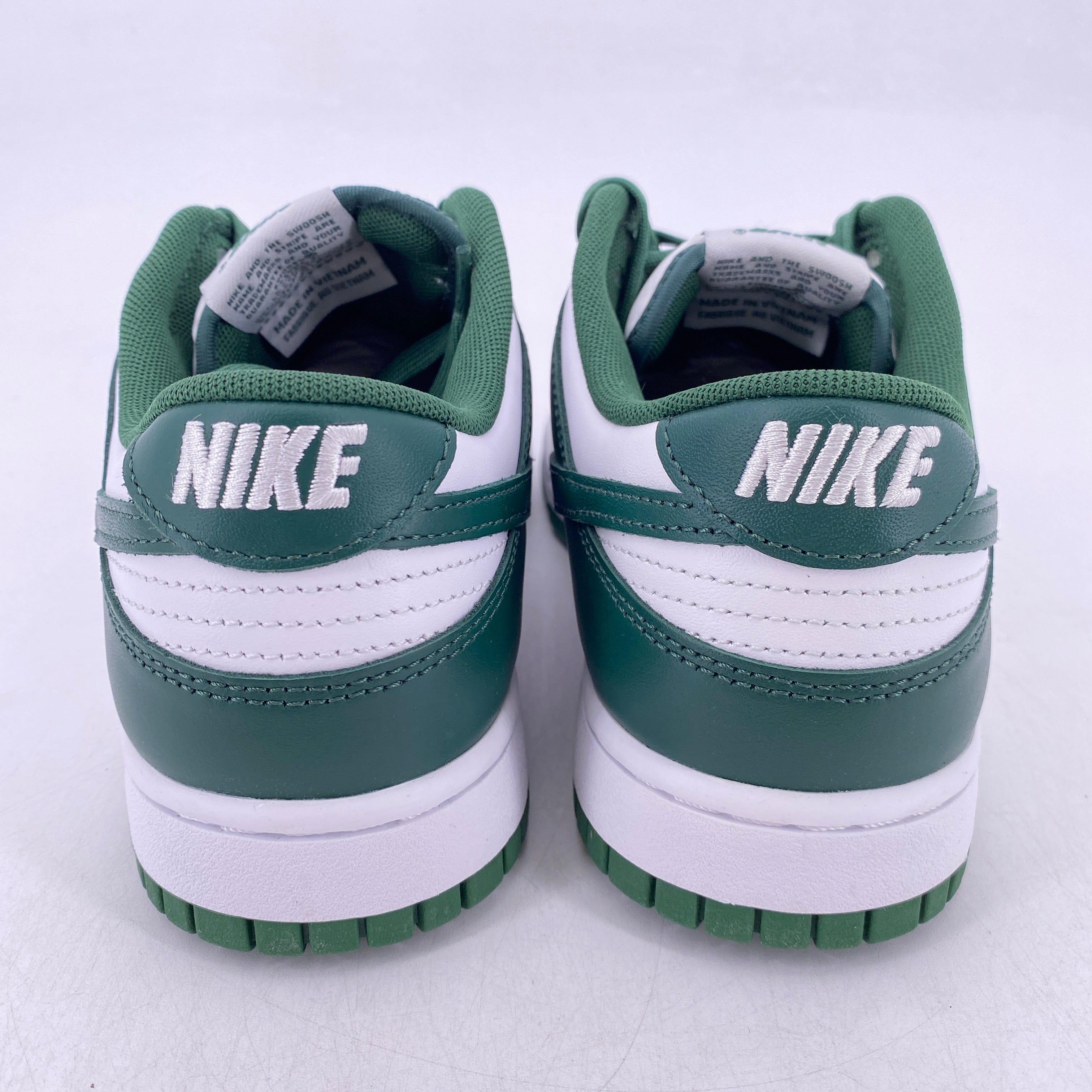 Nike Dunk Low Michigan State 2024 New Size 9