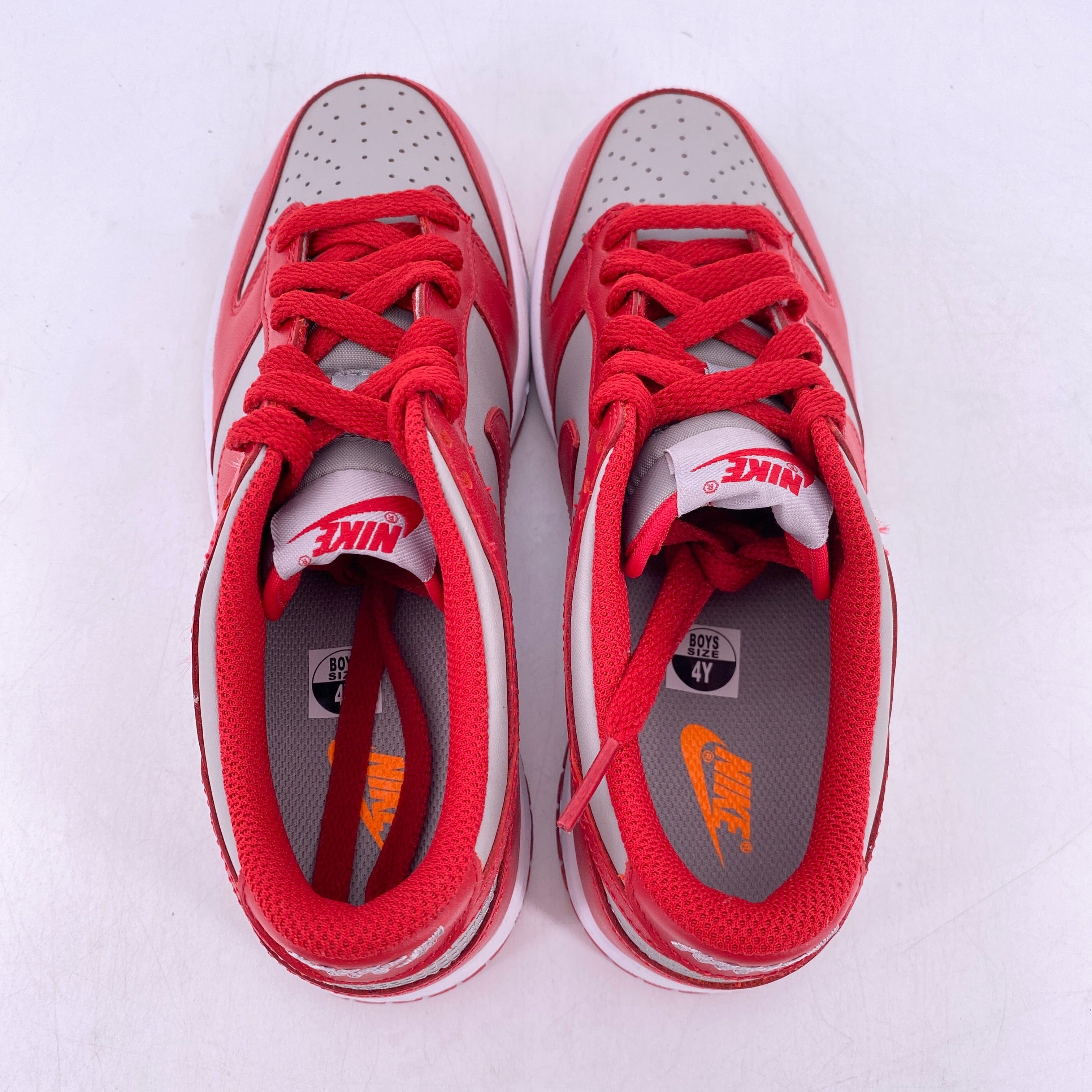 Nike (GS) Dunk Low Unlv 2021 New Size 4Y