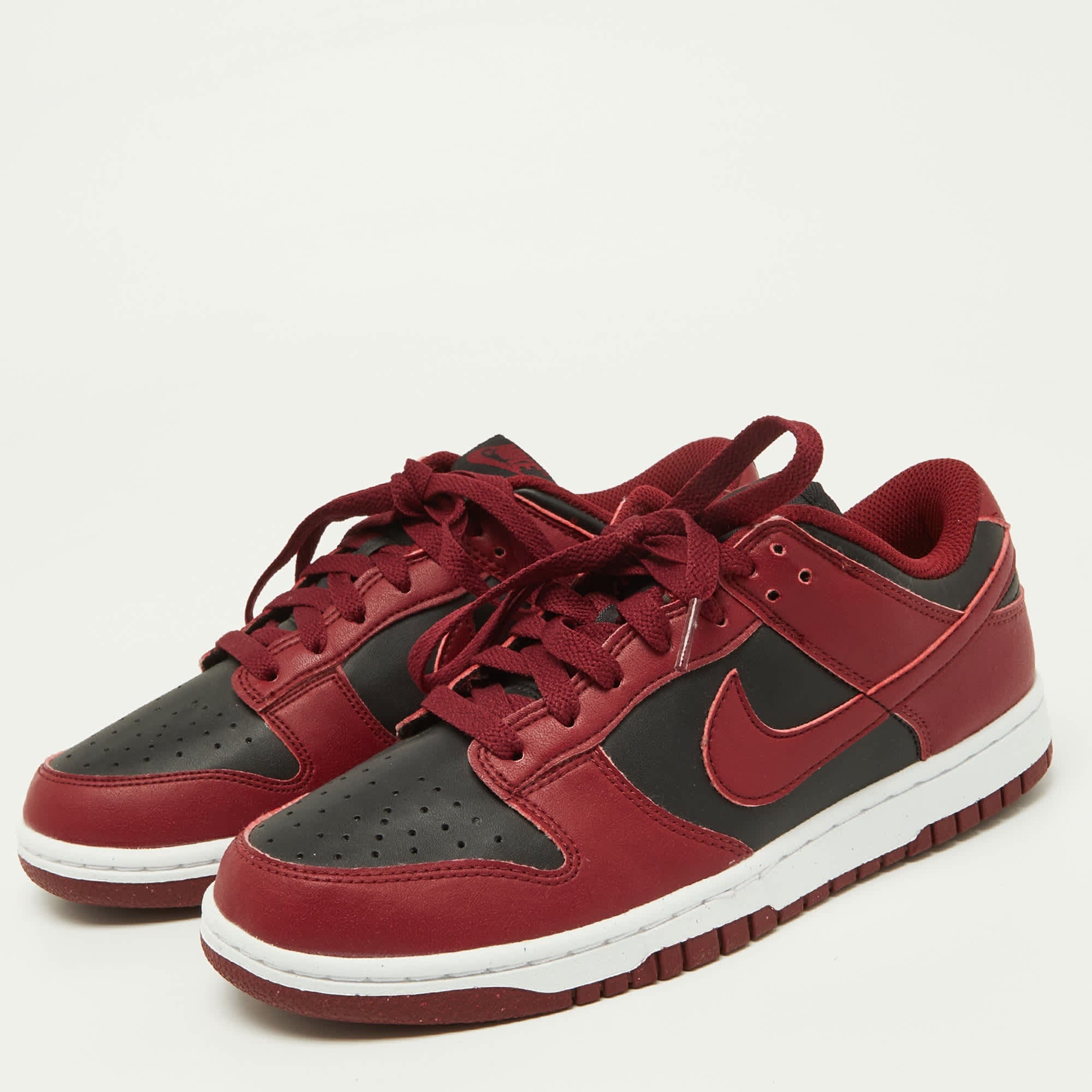 Nike Red/black Leather Dunk Low Top team Red Sneakers