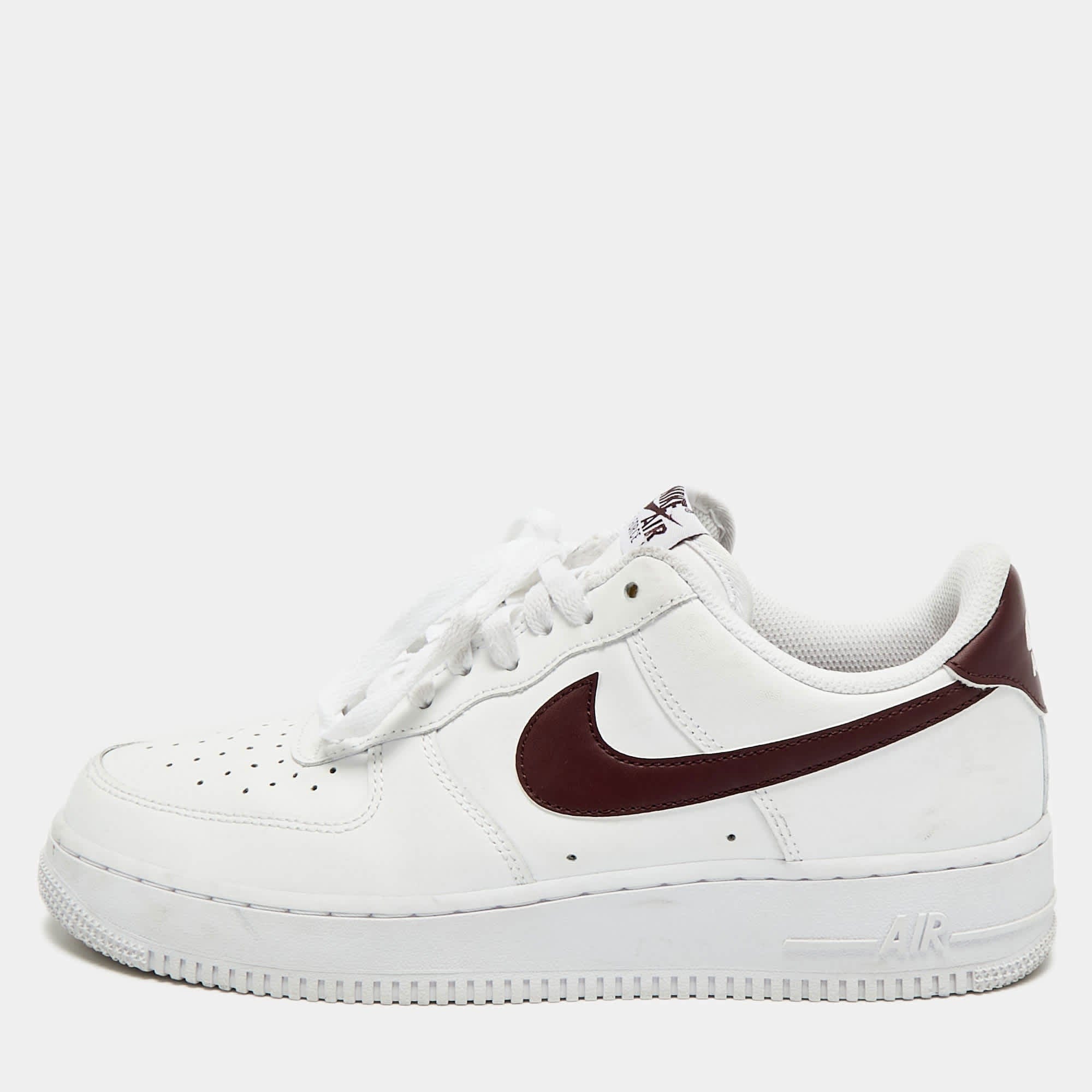 Nike Air Force 1 07 Burgundy Crush