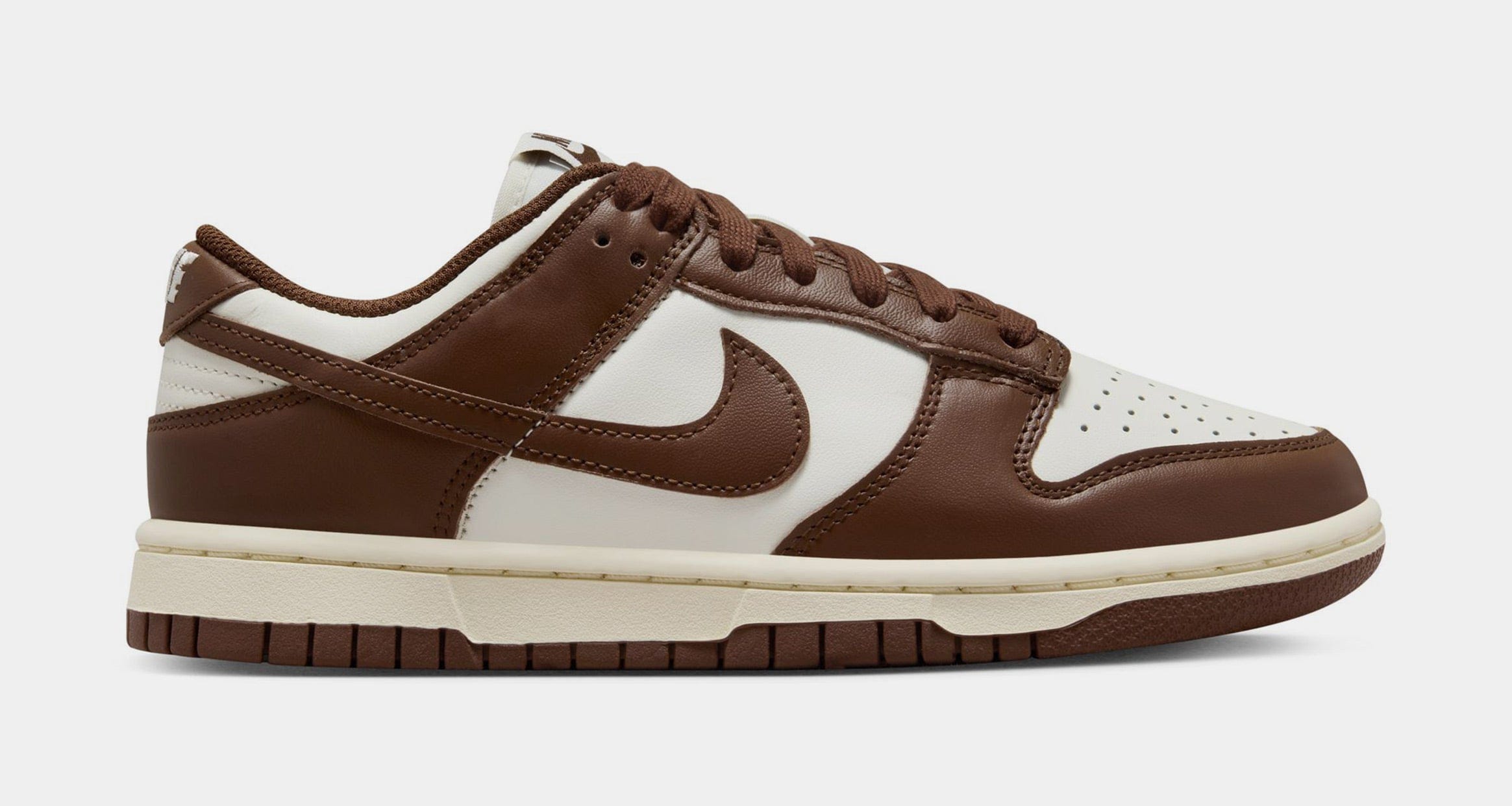 Nike Dunk Low Womens Lifestyle Shoes (Sail/Cacao Wow/Coconut Milk)