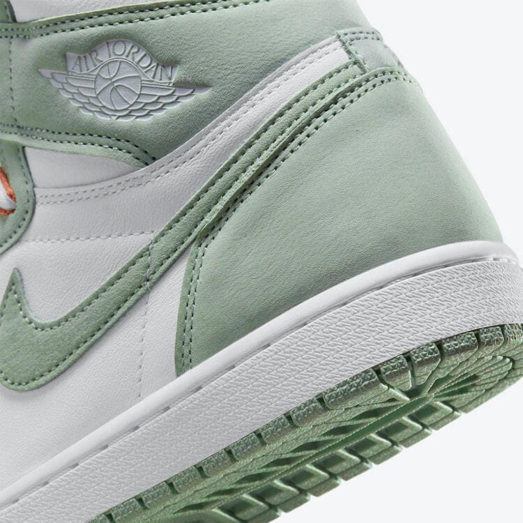 Air Jordan Wmns Air Jordan 1 Retro High OG Seafoam