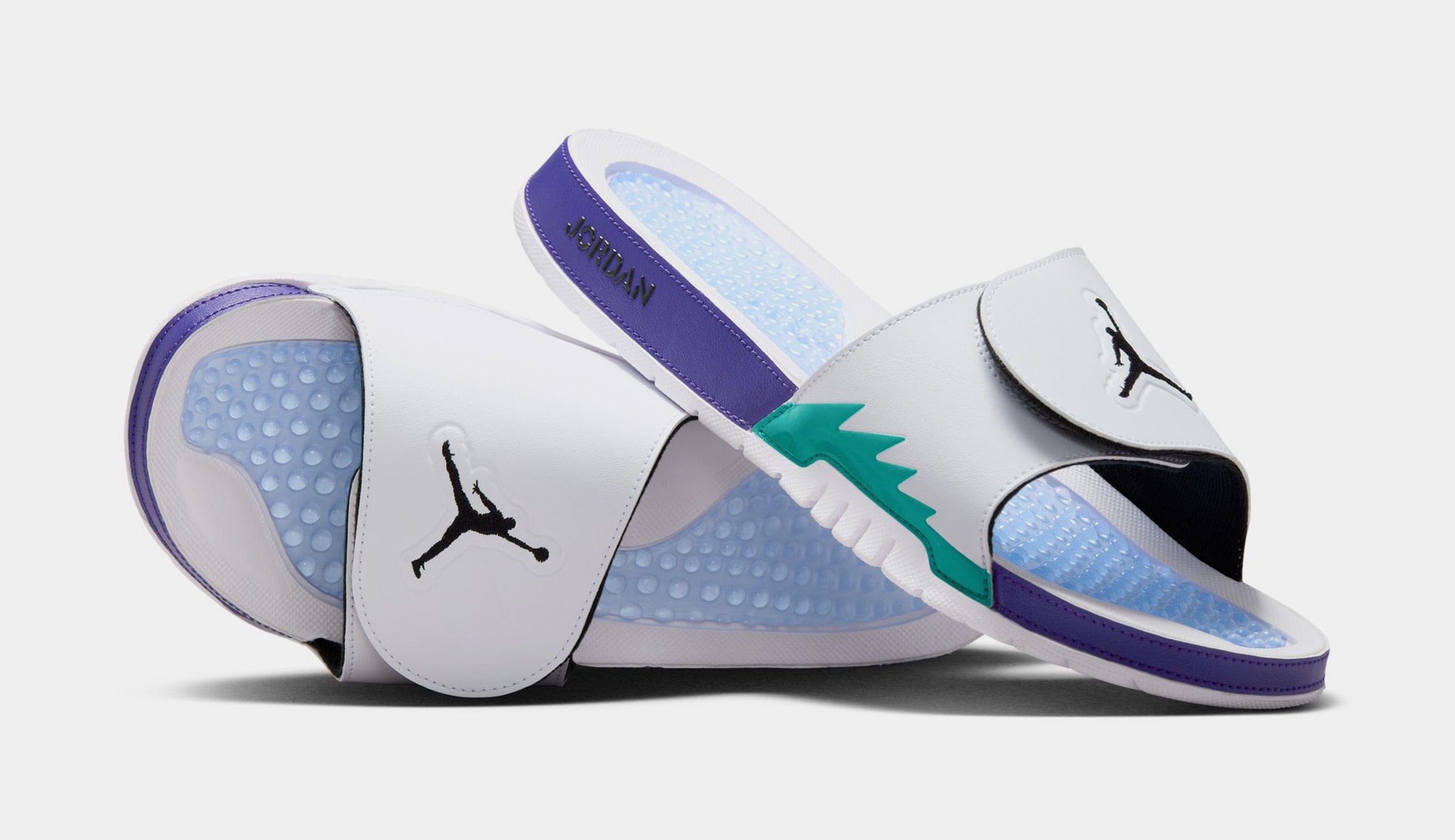 Air Jordan Hydro 5 Retro Slides Mens Sandals (White/New Emerald/Grape Ice/Black)