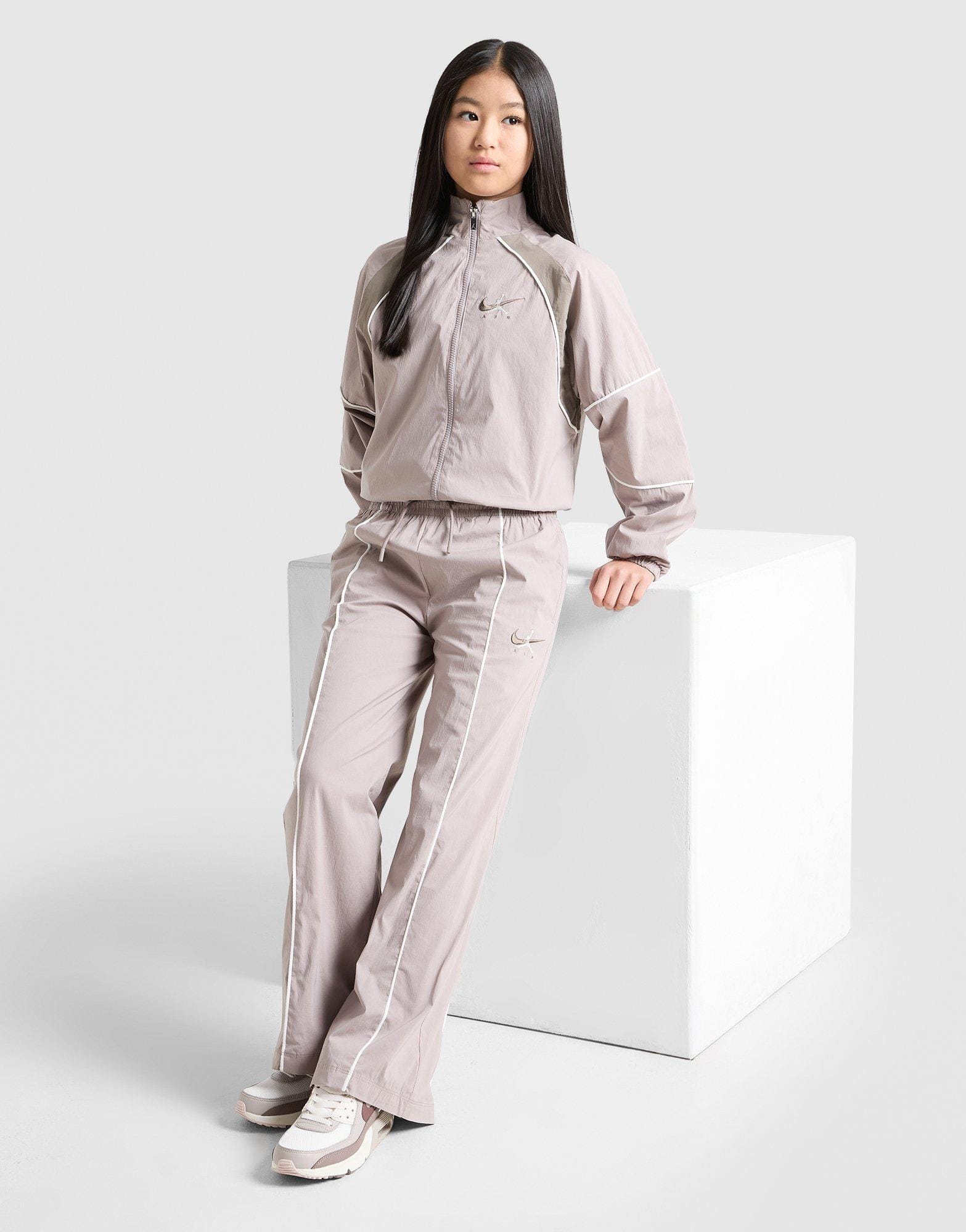 Air Jordan Girls' Woven Wide Leg Tracksuit Junior
