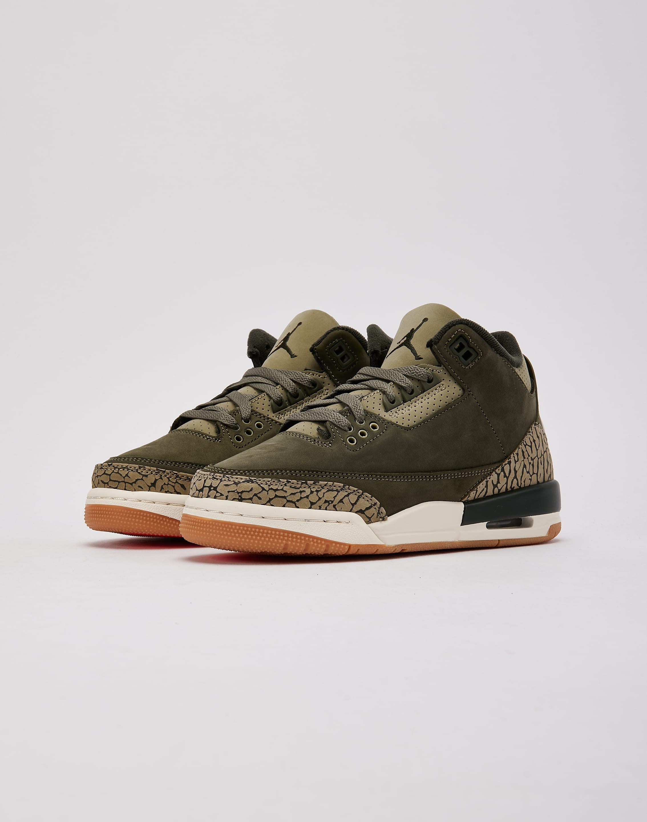 Air Jordan Jordan Air Jordan 3 Retro Medium Olive Grade - School