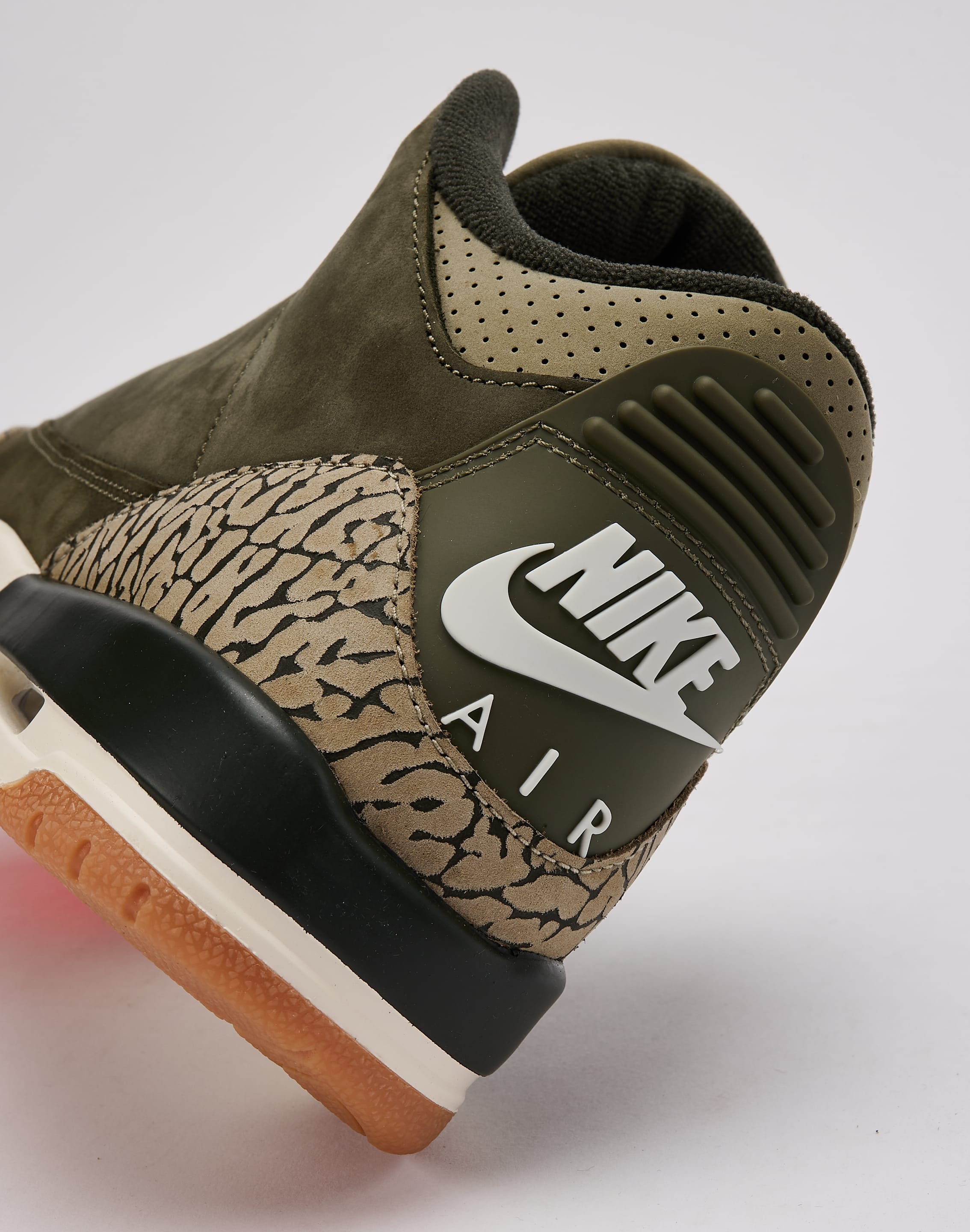 Air Jordan Jordan Air Jordan 3 Retro Medium Olive Grade - School