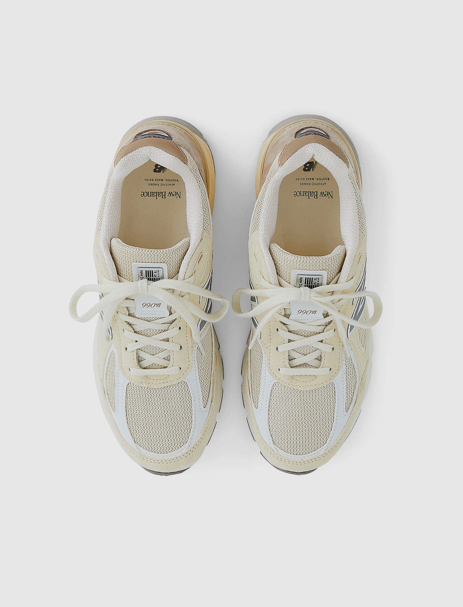 New Balance 990 V4 MADE IN USA CREAM