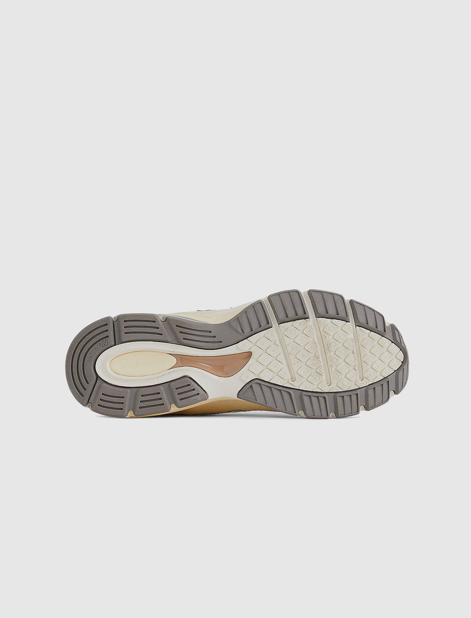 New Balance 990 V4 MADE IN USA CREAM