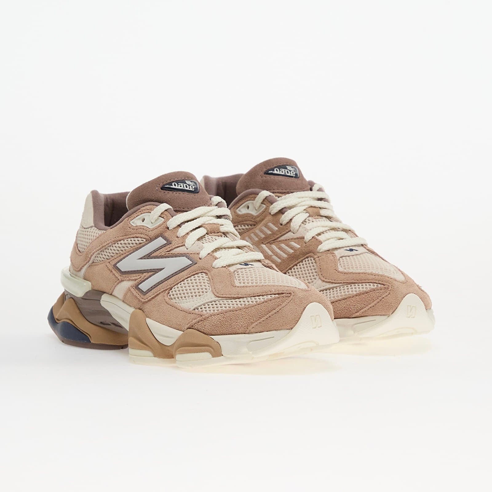 New Balance 9060 Earth Shadow Flat Taupe