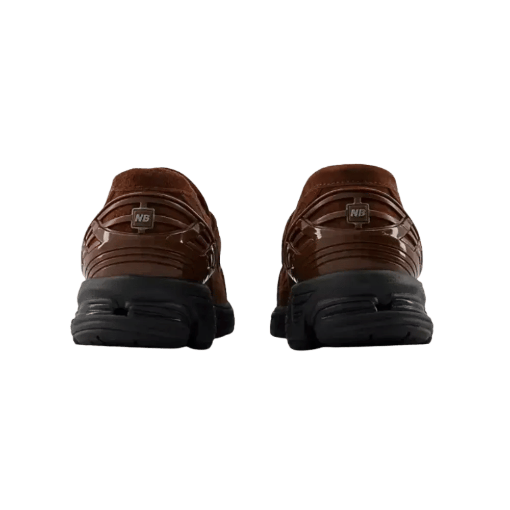 New Balance 1906 l Rich Oak Suede