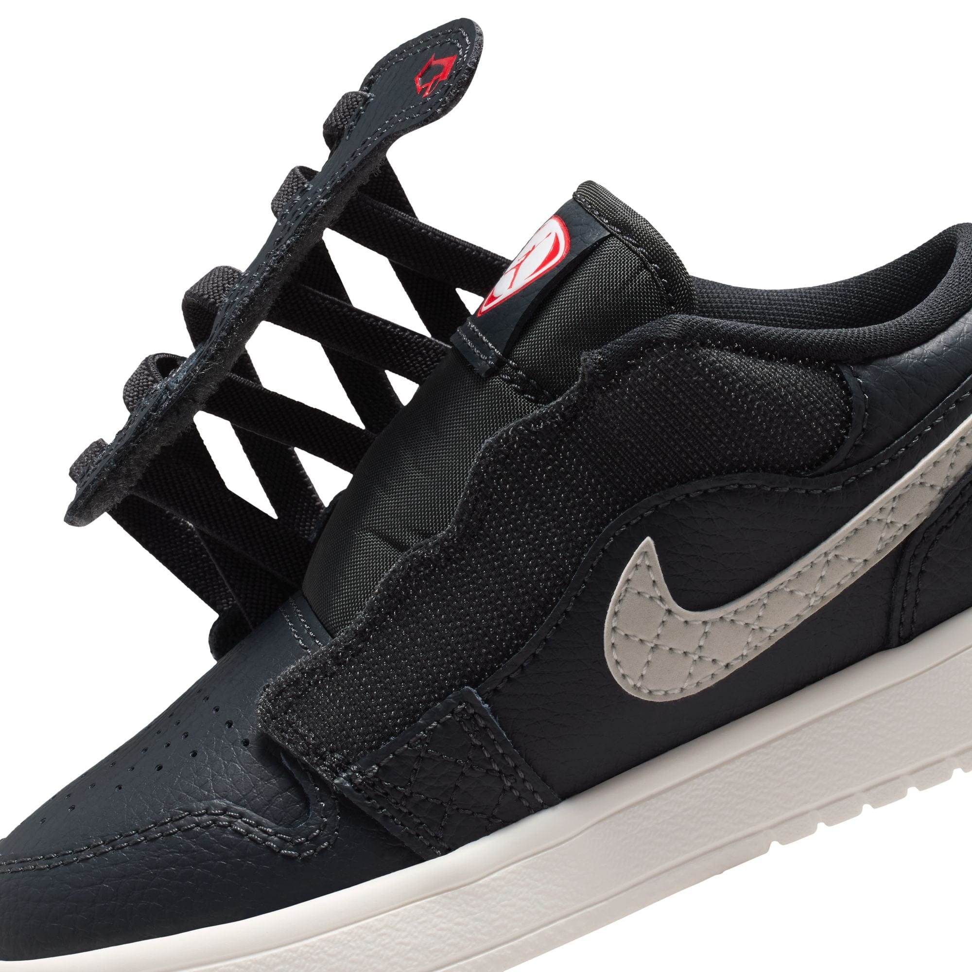 Air Jordan 1 Little Kids Low Alt SE Shoes
