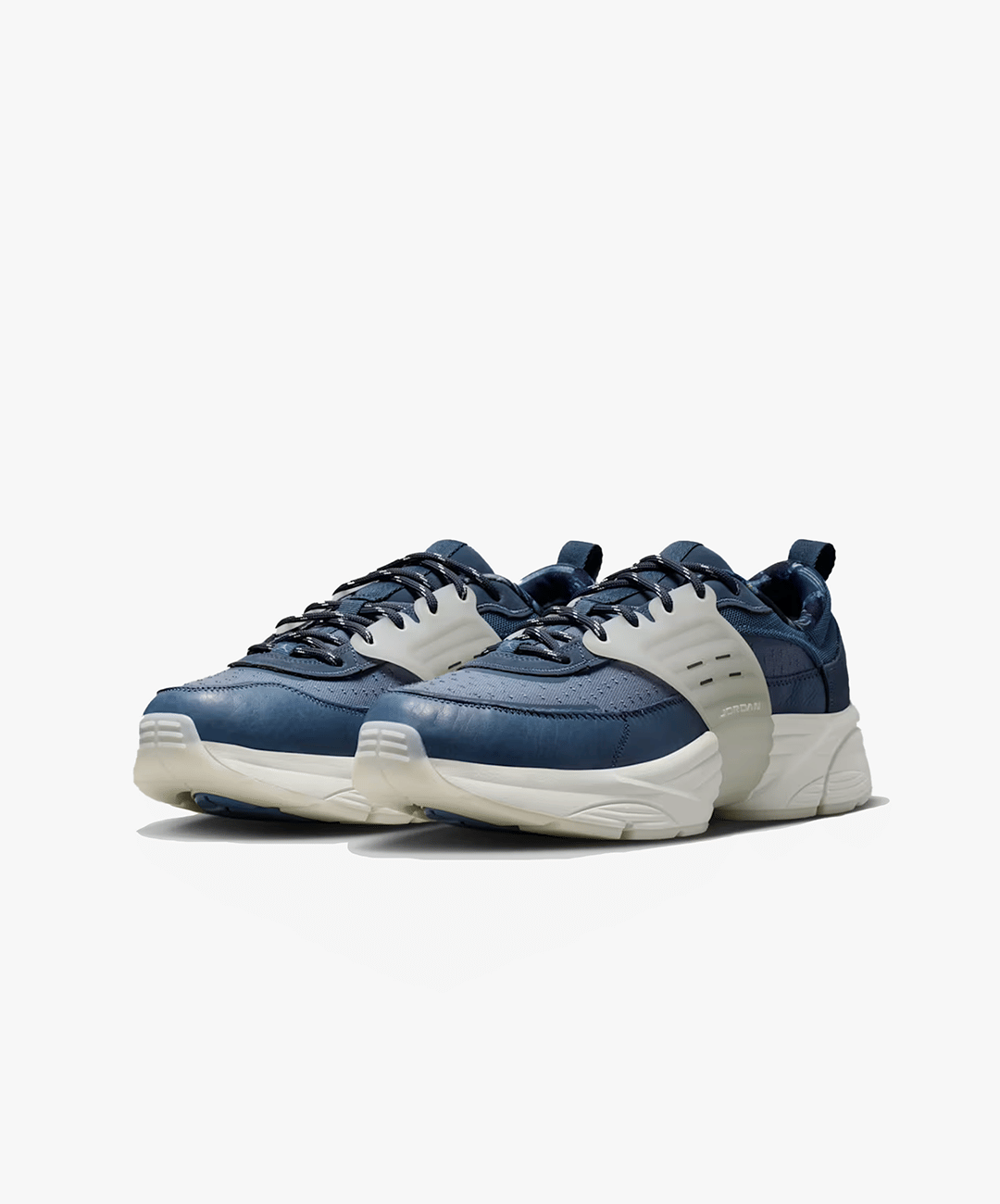Air Jordan JORDAN | JORDAN TRUNNER O/S { DIFFUSED BLUE/PALE IVORY - SAIL - WHITE