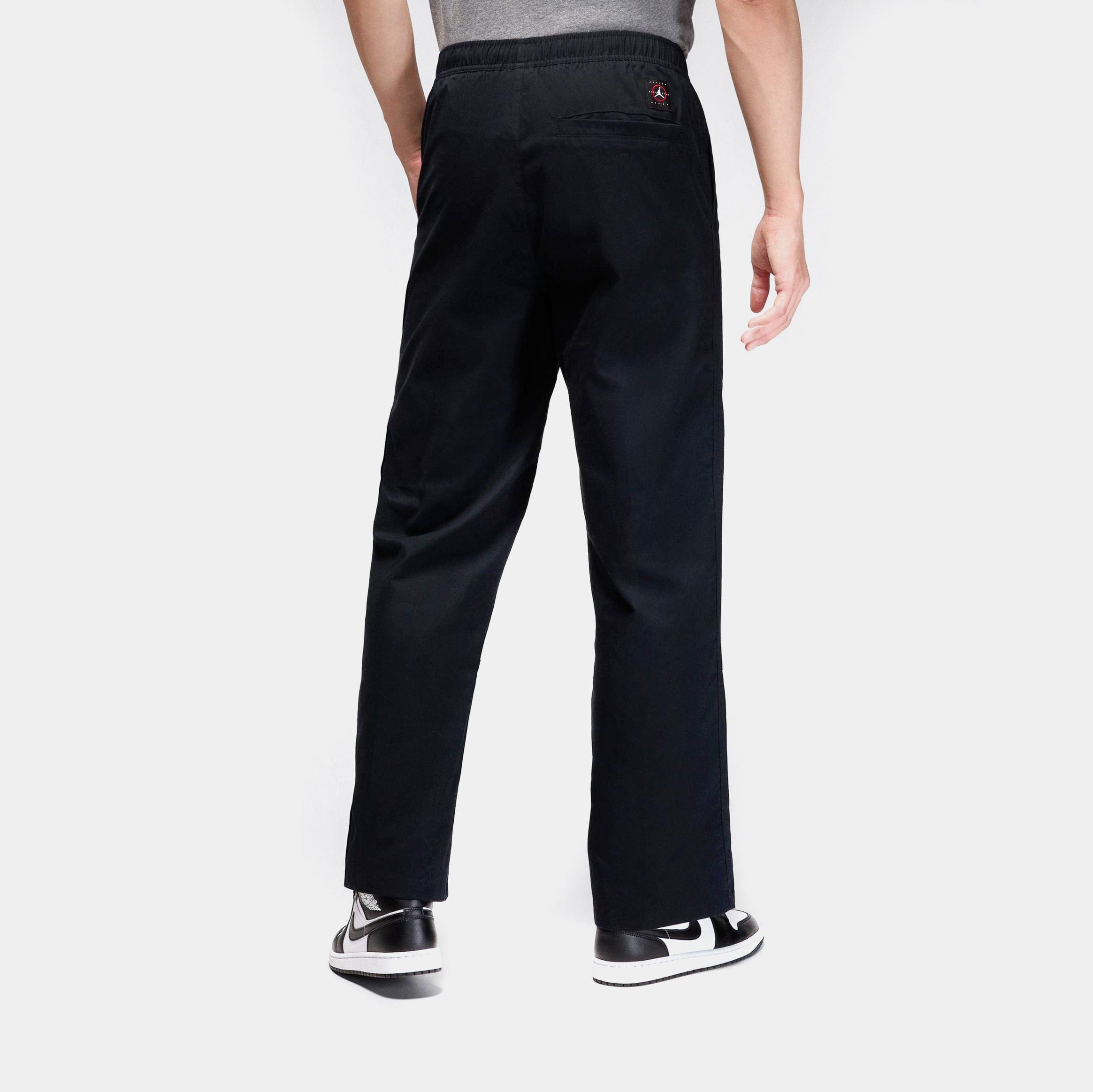 Air Jordan Essentials Woven Trousers Mens Pants (Black)