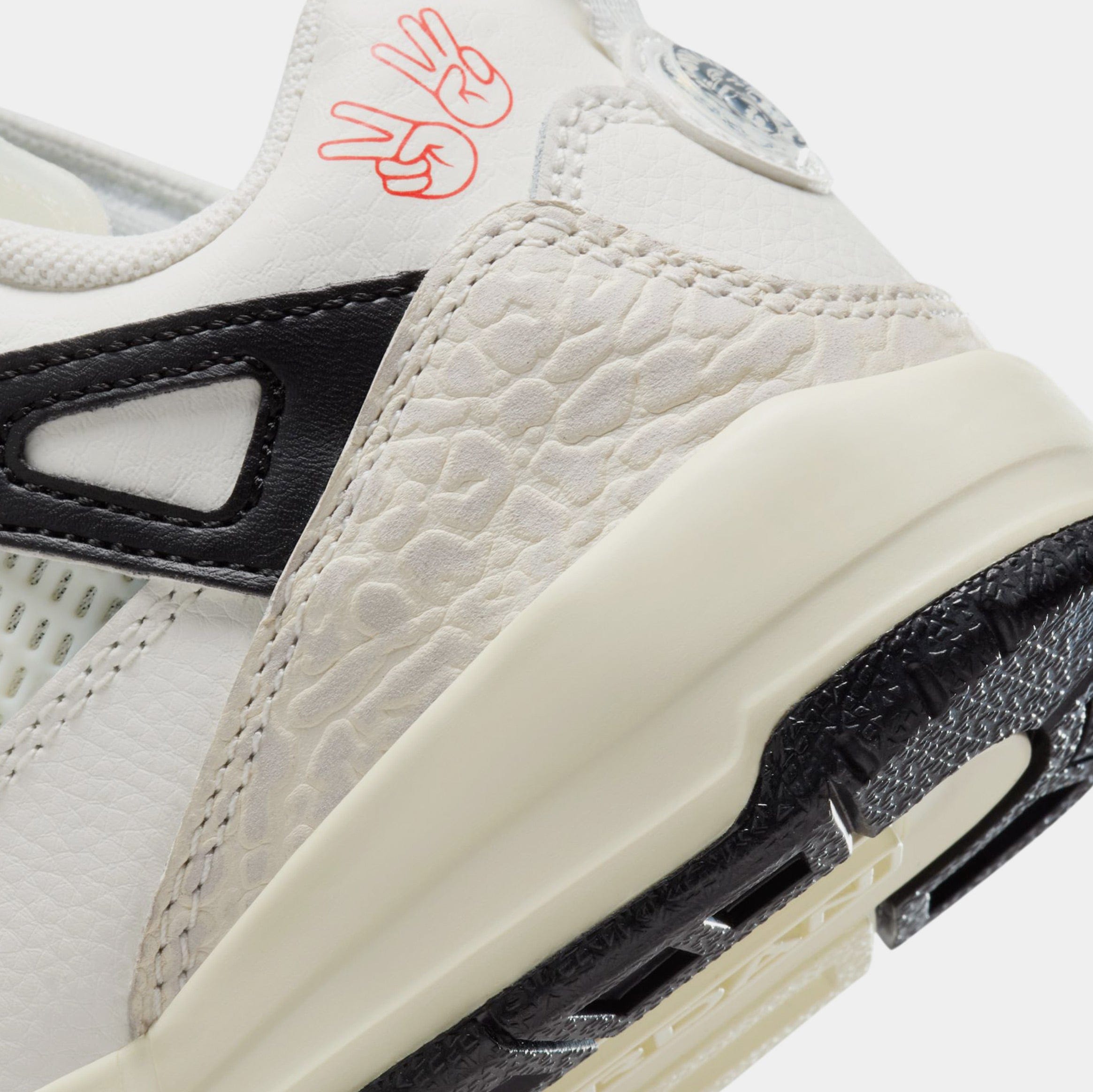 Air Jordan Spizike Low Preschool Lifestyle Shoes (Sail/Black/Pine Green/Orange)