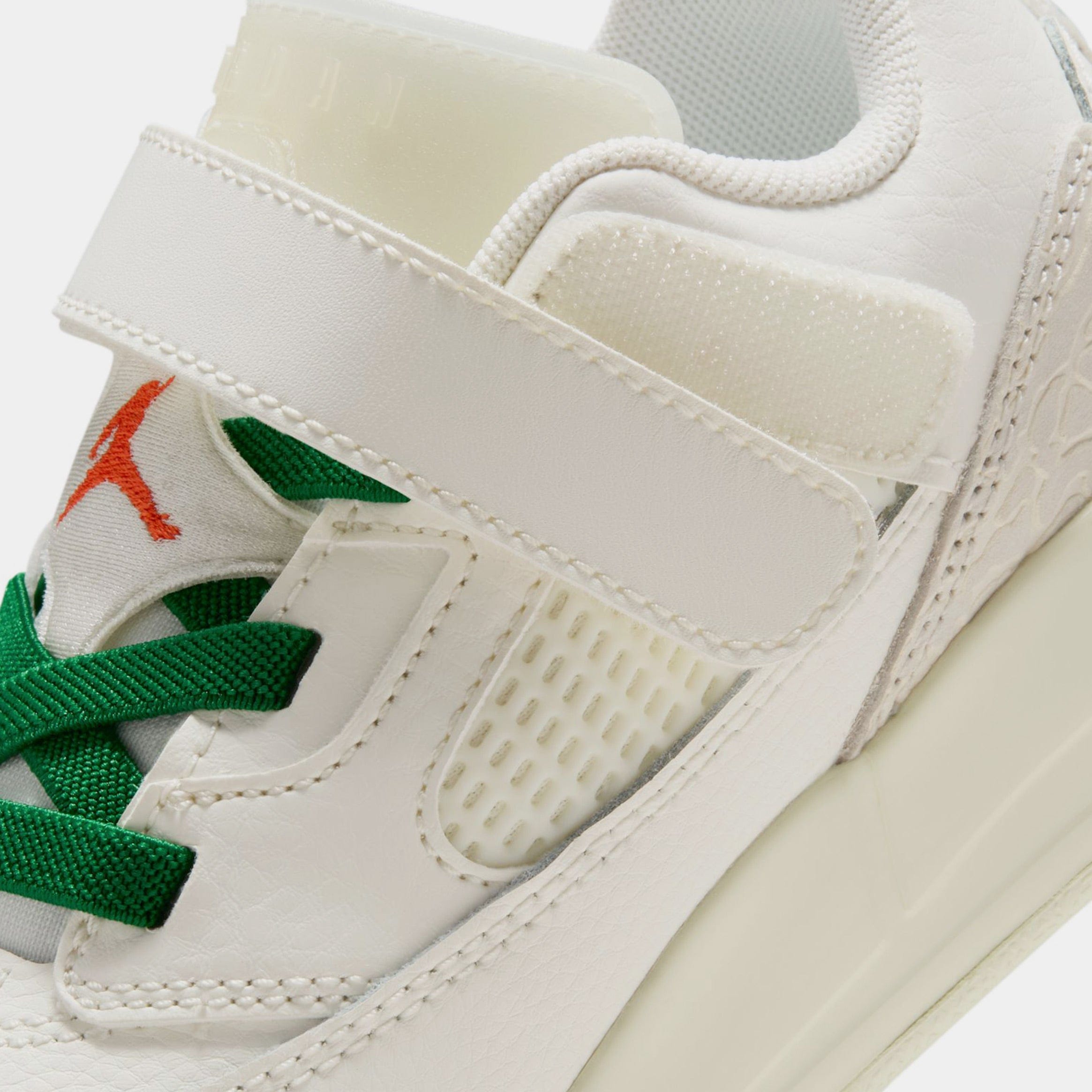Air Jordan Spizike Low Preschool Lifestyle Shoes (Sail/Black/Pine Green/Orange)