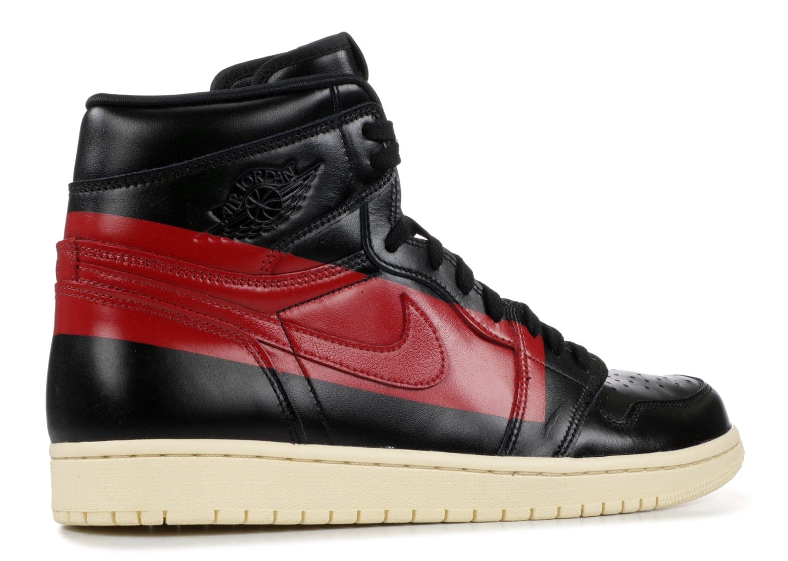 Air Jordan 1 Retro High OG Defiant Couture