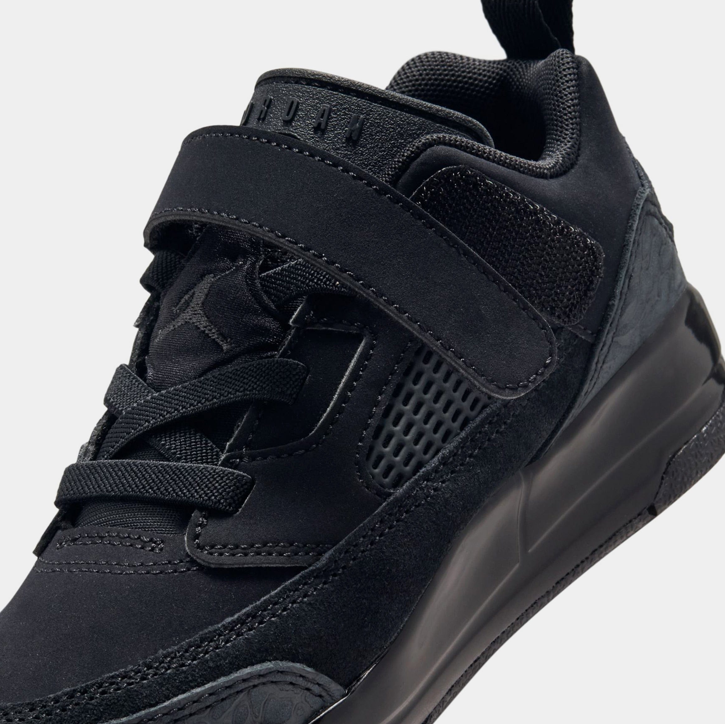 Air Jordan Spizike Low Preschool Lifestyle Shoes (Black)