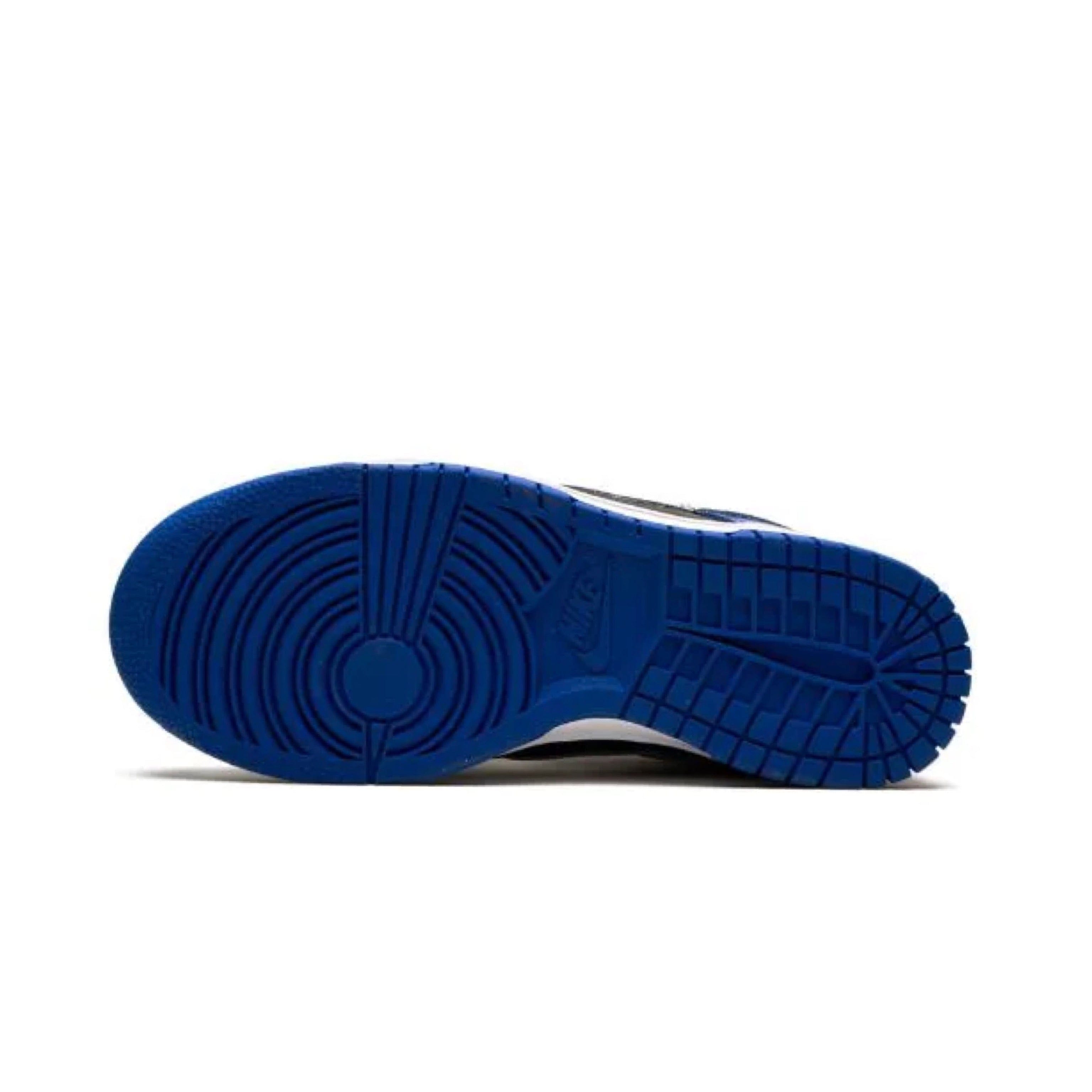 Nike WMNS DUNK LOW ESS Game Royal