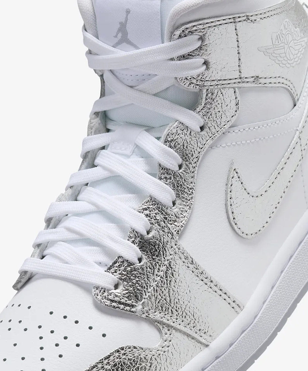 Air Jordan Jordan | AIR JORDAN 1 MID SE { WHITE/METALLIC SILVER - WOLF GREY