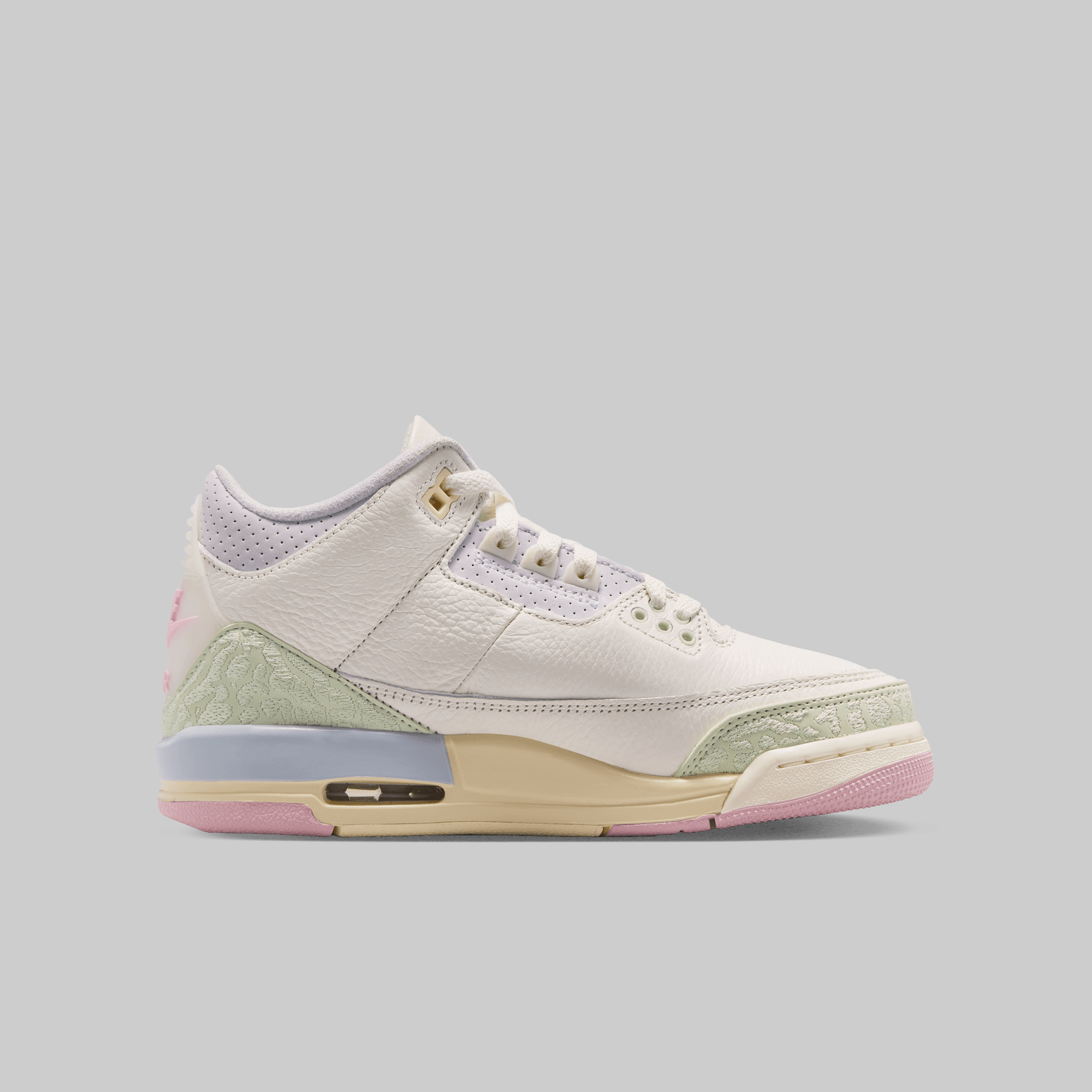 Air Jordan 3 Retro OG (Grade School) Spring Is In The Air