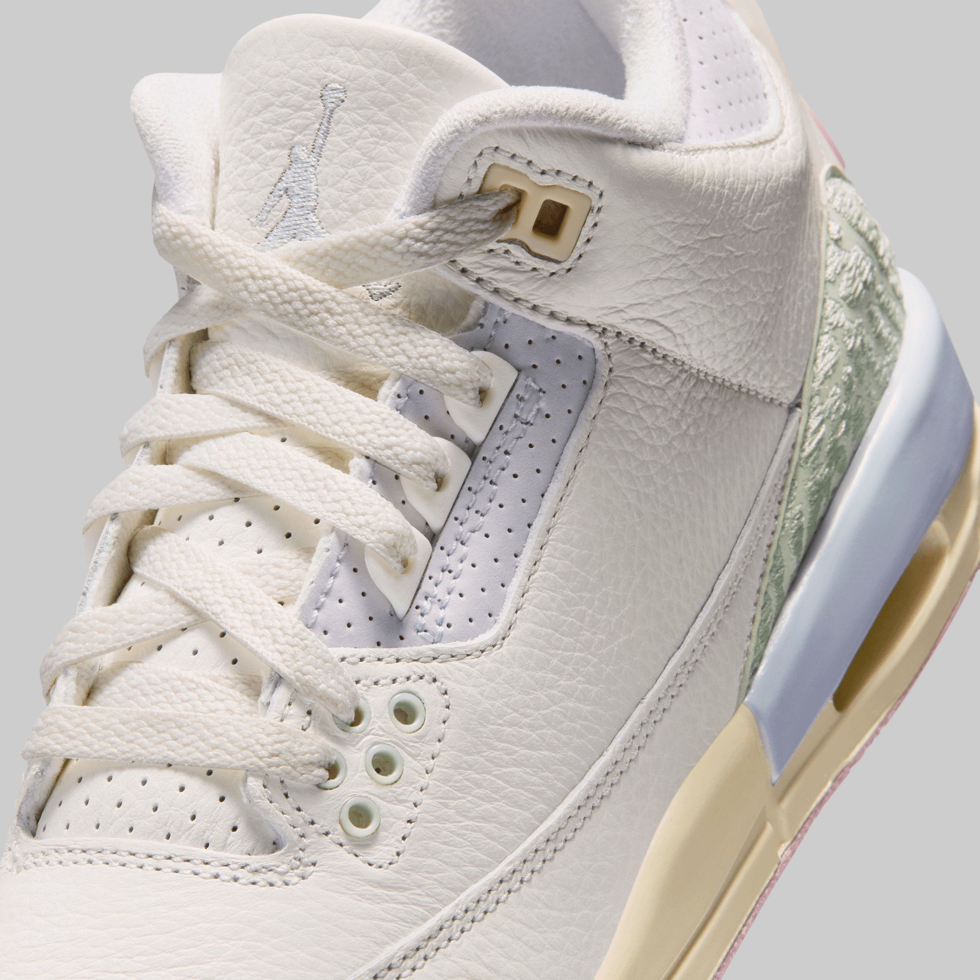 Air Jordan 3 Retro OG (Grade School) Spring Is In The Air