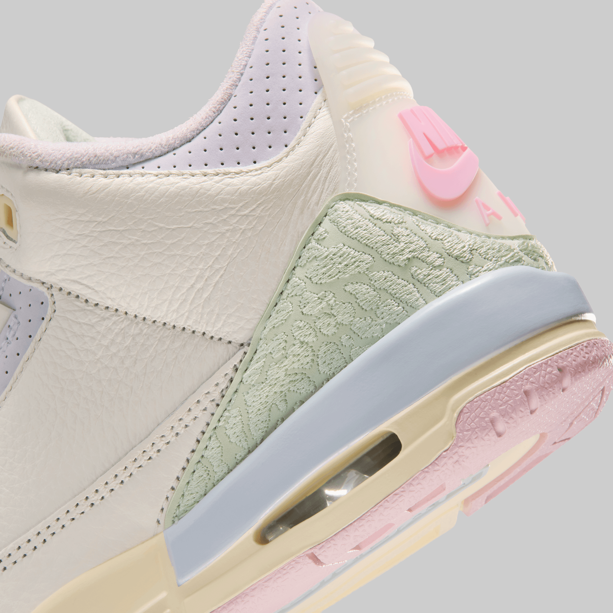 Air Jordan 3 Retro OG (Grade School) Spring Is In The Air