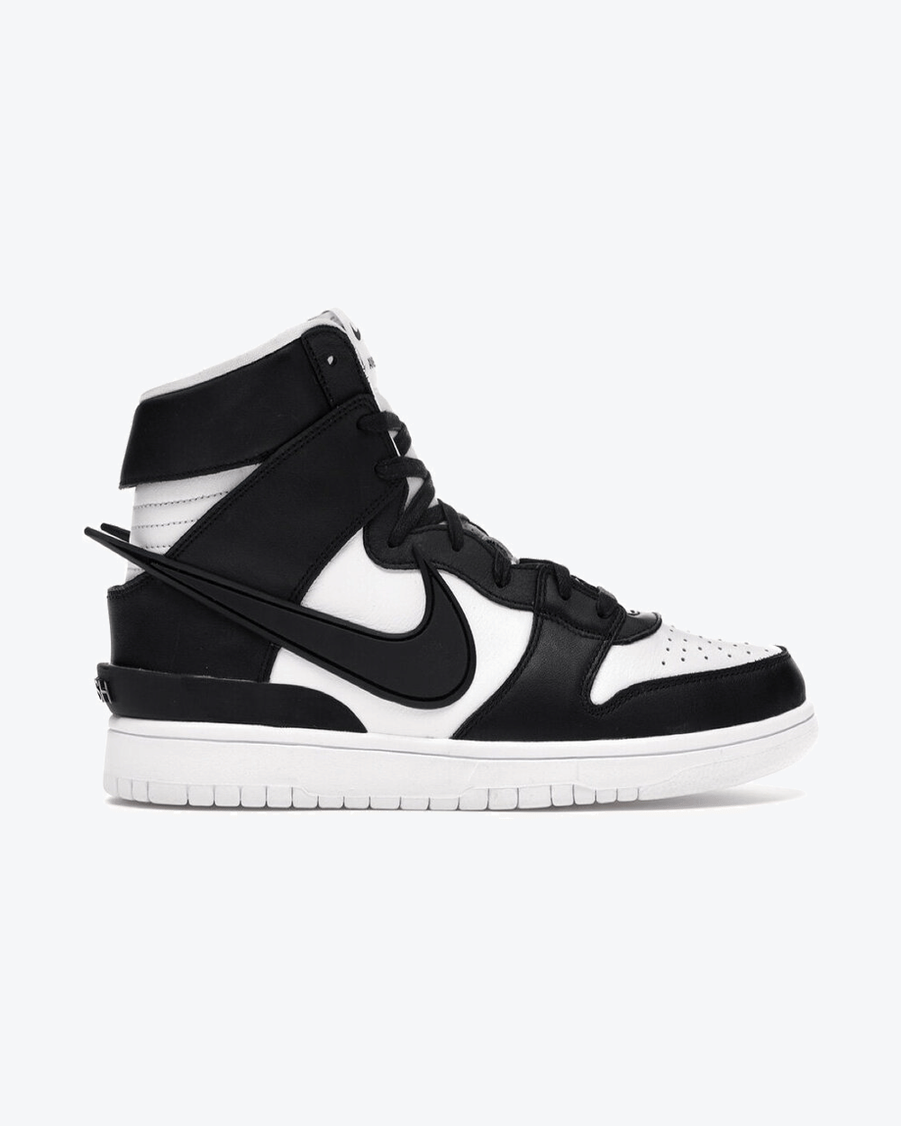 NIKE x AMBUSH DUNK HIGH BLACK / WHITE