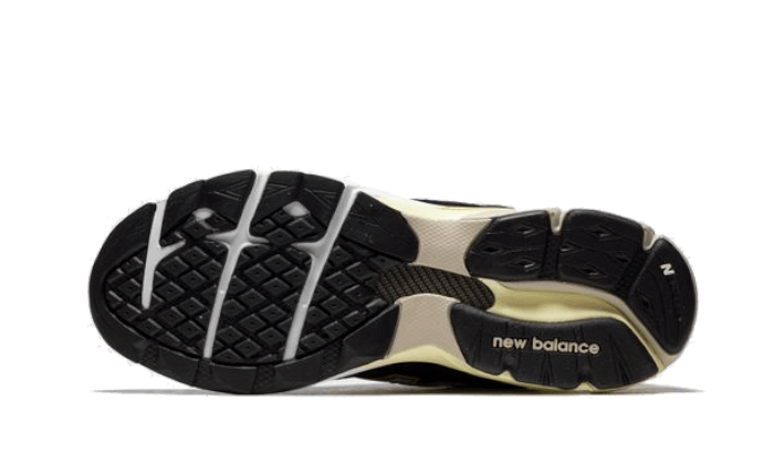 New Balance 990 V3 Black Green Yellow